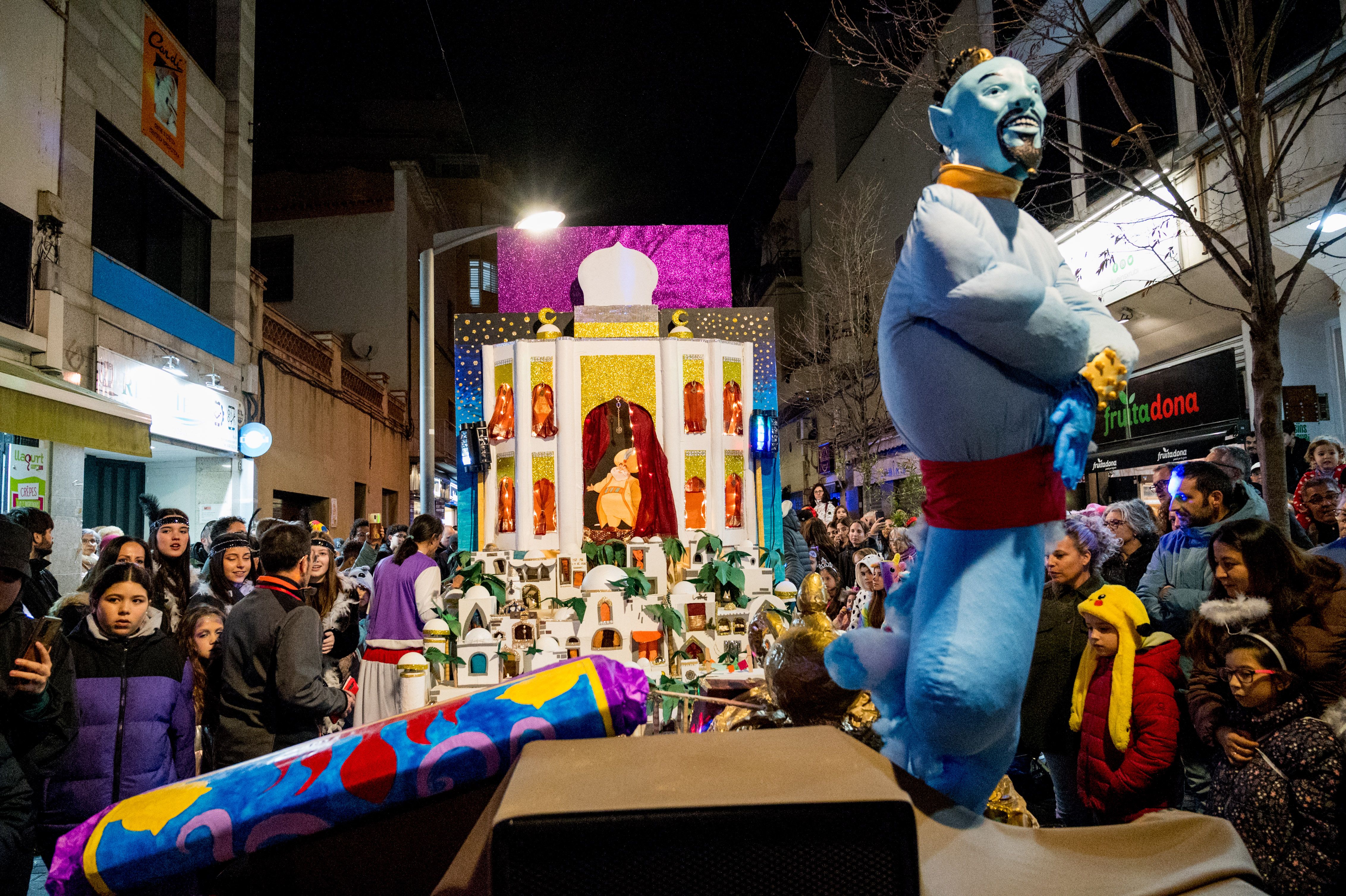 La rua ha portat la música més actual amb balls de tota mena. Foto: Carmelo Jiménez
