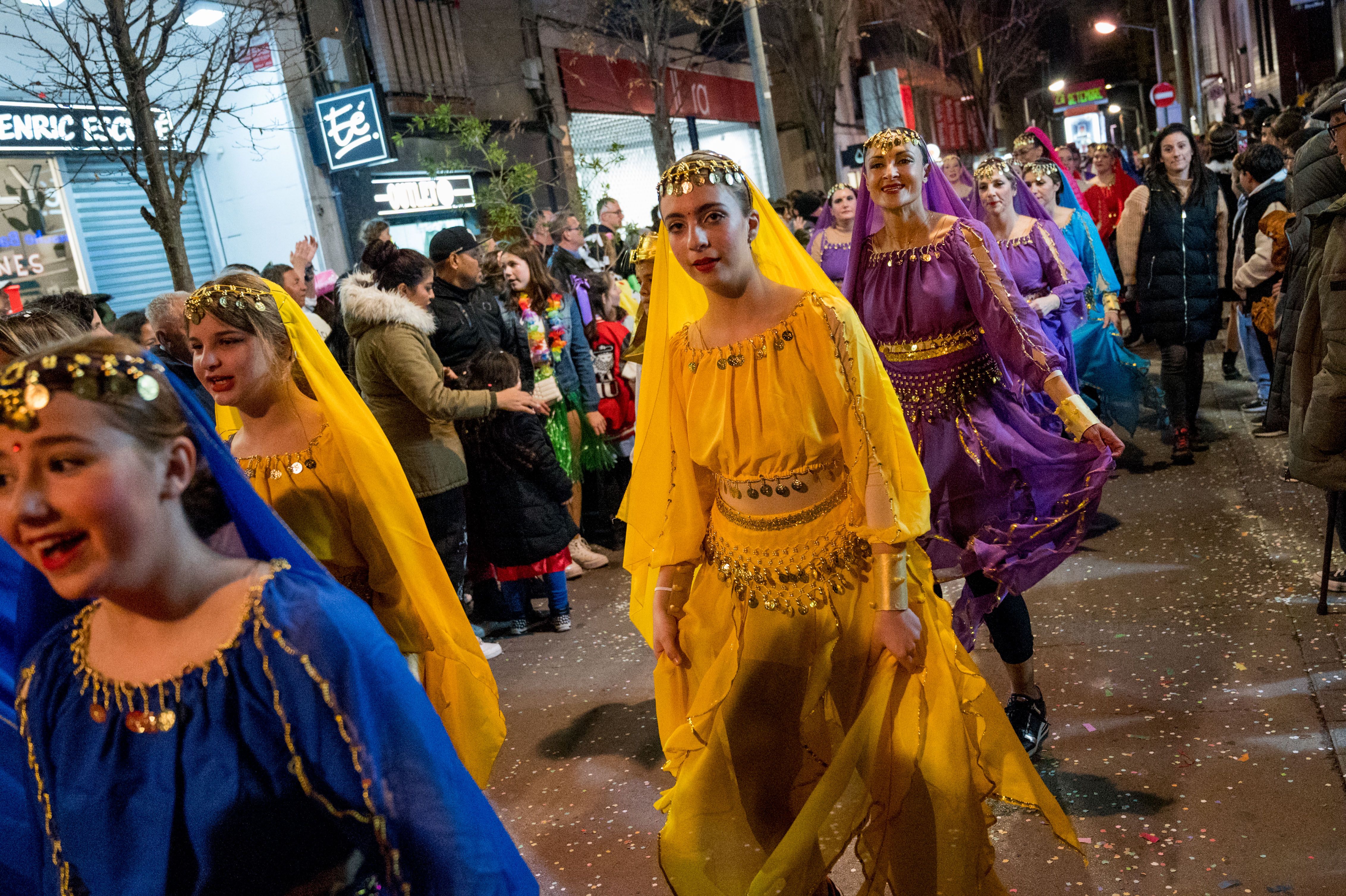 La rua ha portat la música més actual amb balls de tota mena. Foto: Carmelo Jiménez