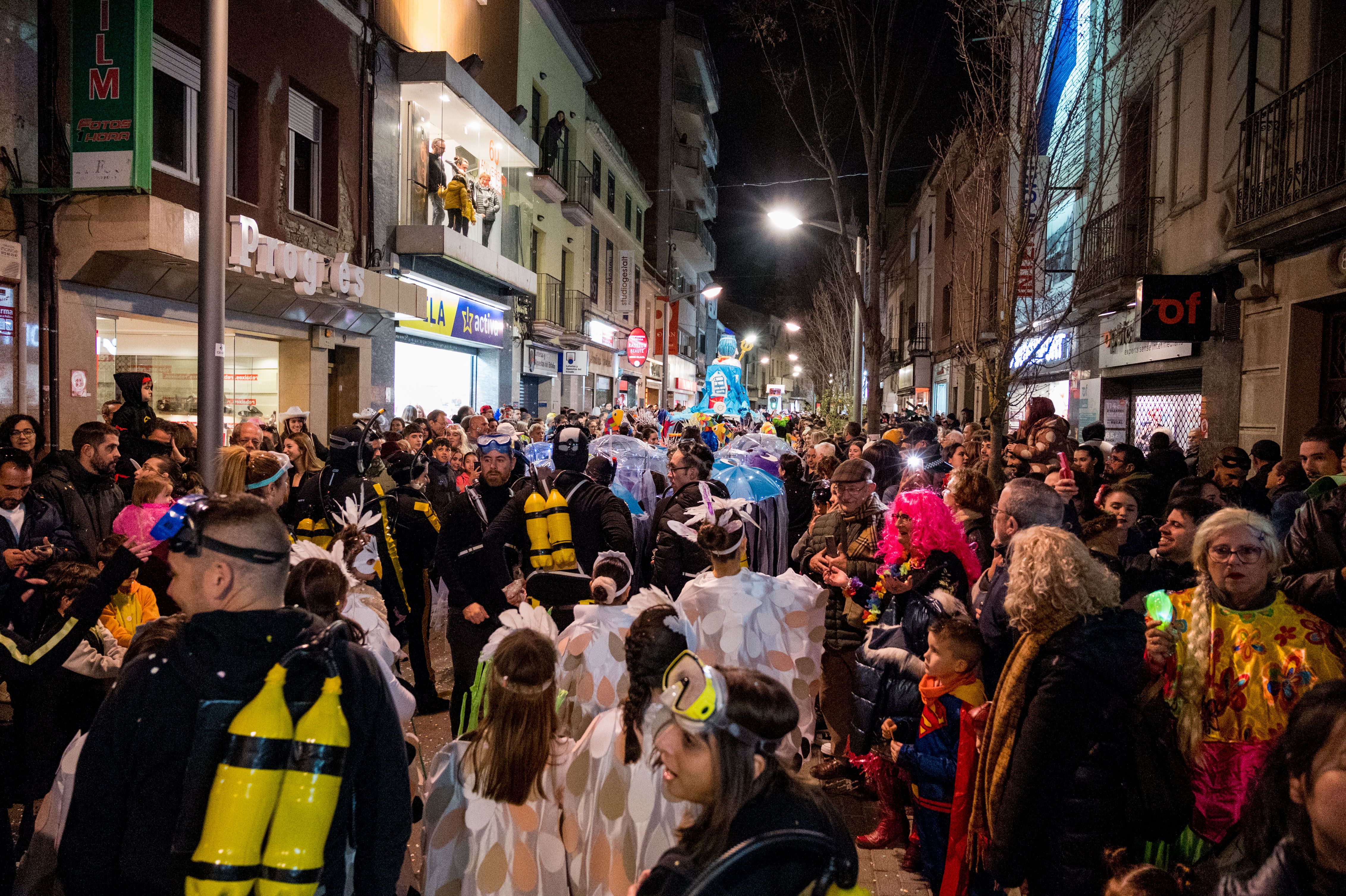 L’itinerari ha acabat a la Plaça Doctor Guardiet. Foto: Carmelo Jiménez