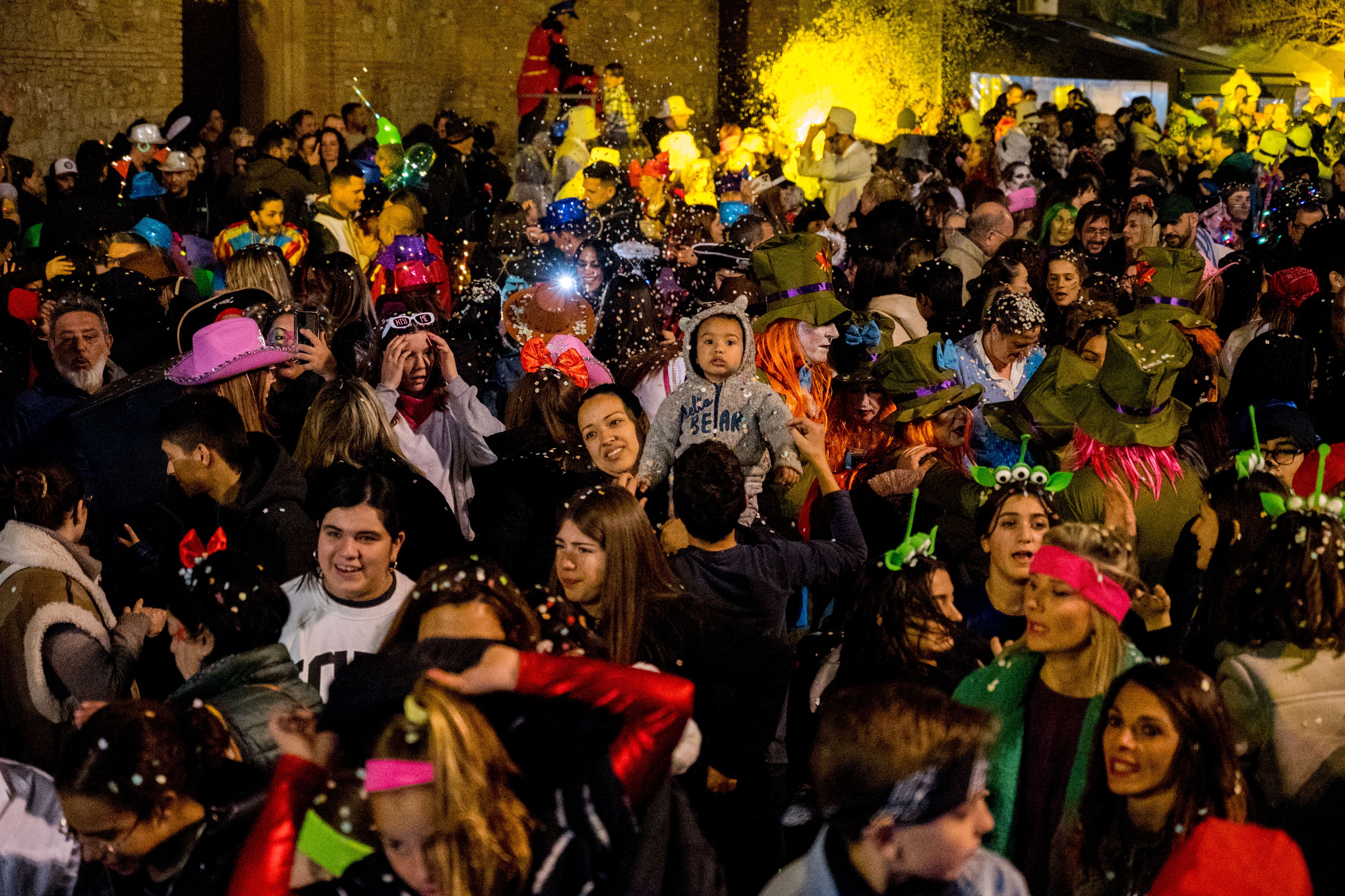 Milers de rubinencs i rubinenques han sortit al carrer disfressats per a una de les festivitats més especials de l'any. Foto: Carmelo Jiménez