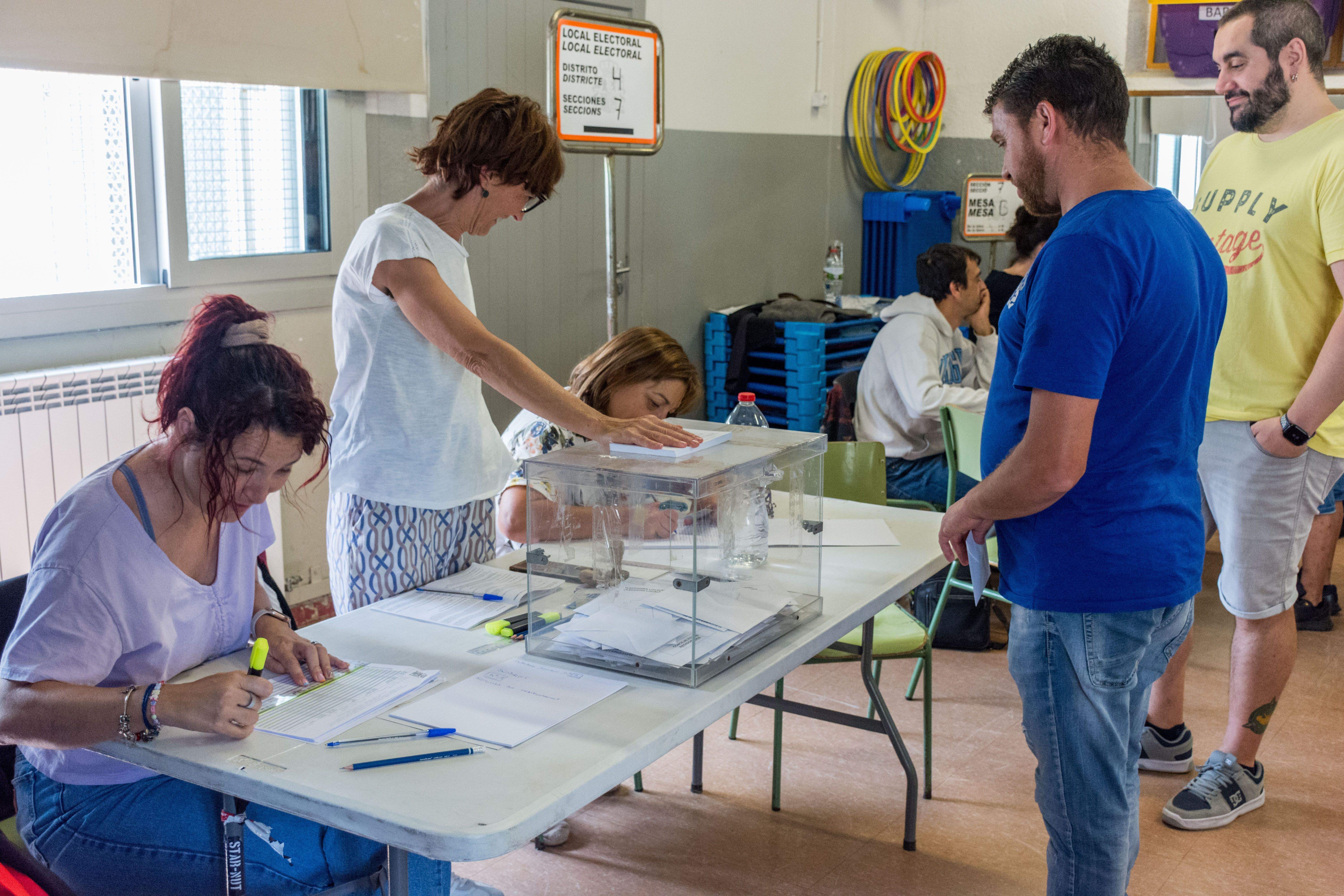 Ja pots consultar si et toca estar a la mesa electoral el 12M. FOTO: Carmelo Jiménez