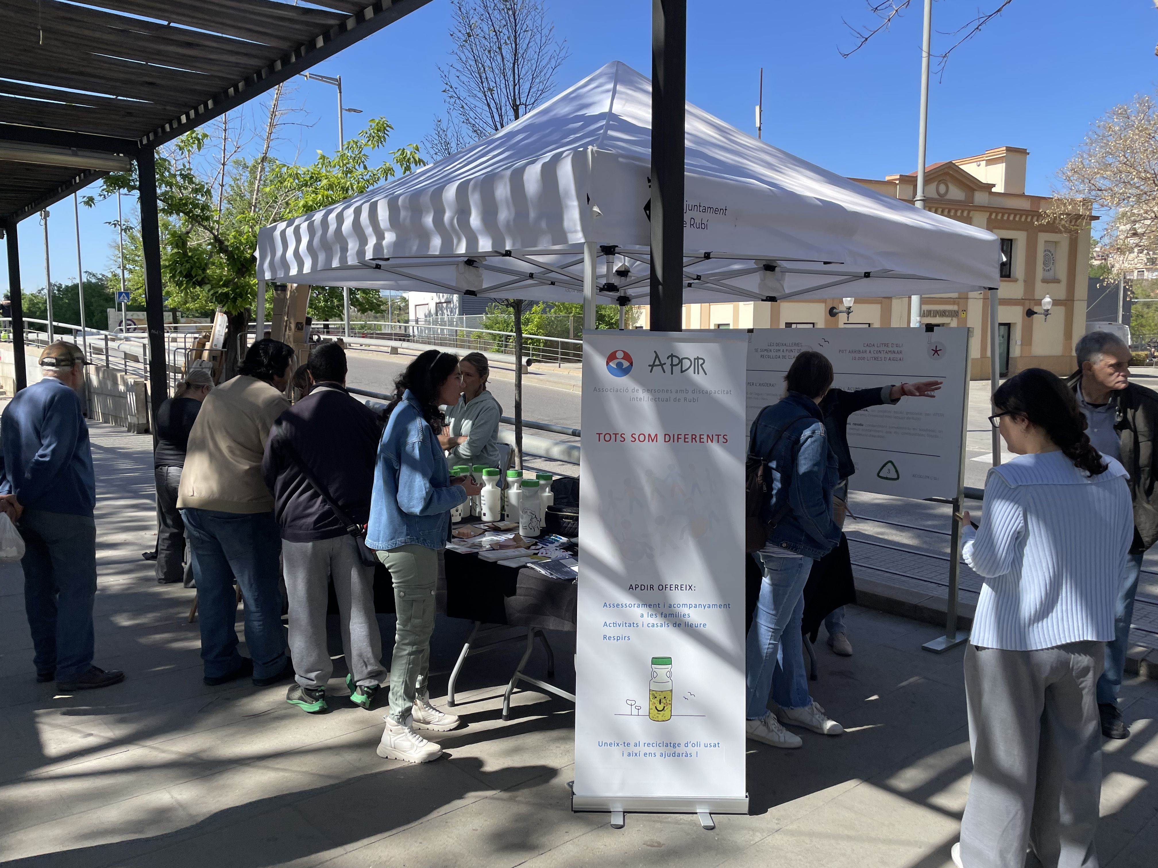 La ubicació de 'El Mercat de la Fira' ha sigut a la plaça Pearson i Nova Estació. Foto: Redacció