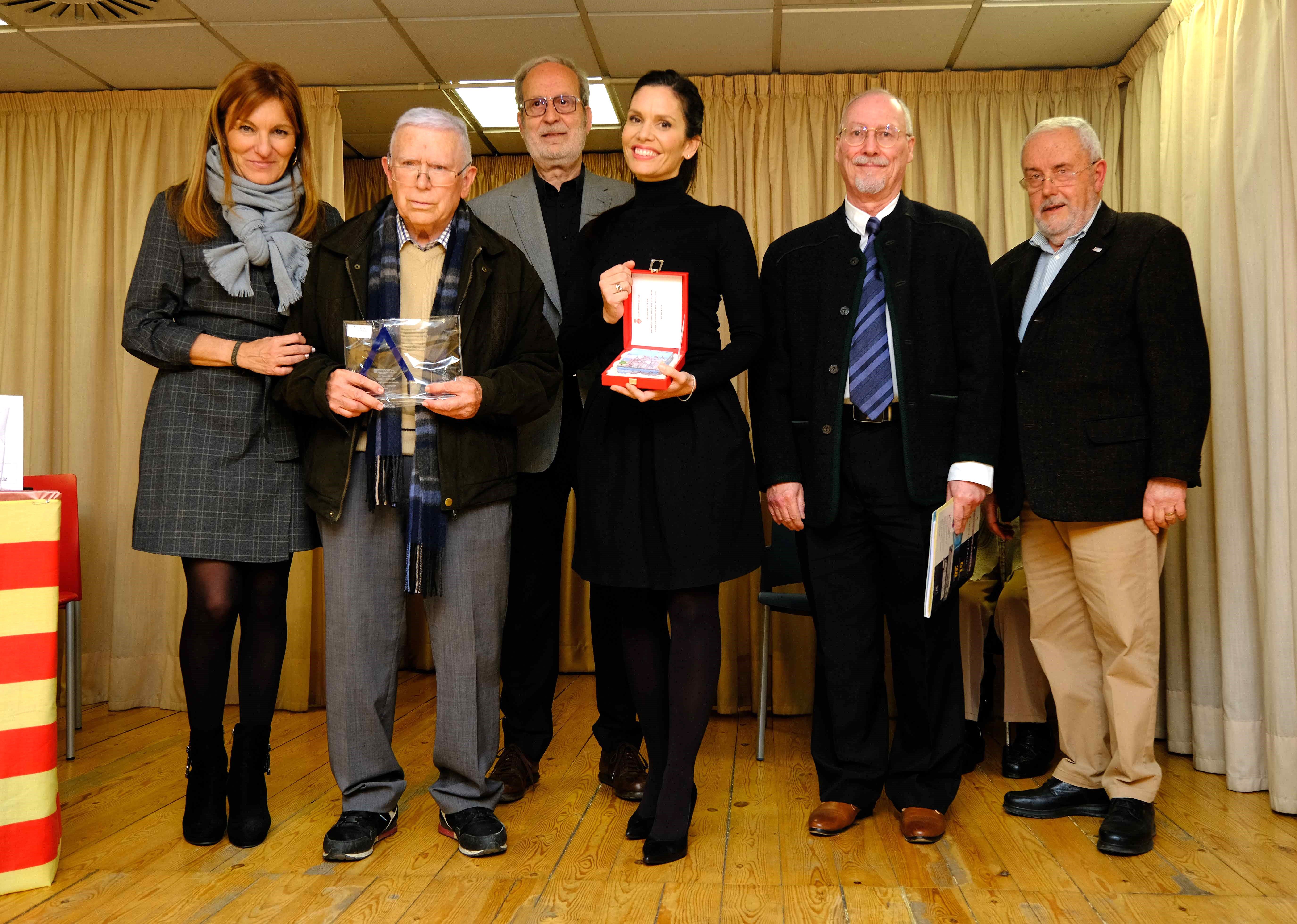 Guanyadors de poesia en castellà. FOTO: Cedida Guanyadors de poesia en castellà. FOTO: Cedida