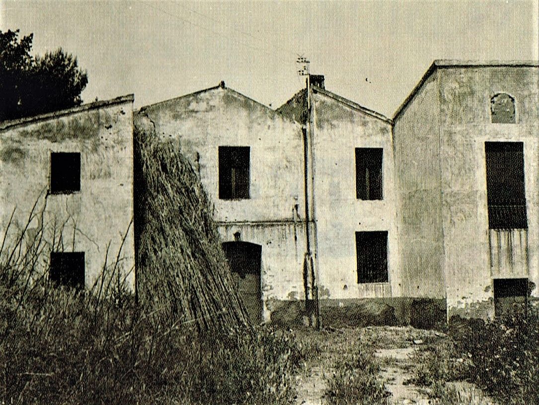 La desconeguda masia de Can Solà. FOTO: Fons Marroyo