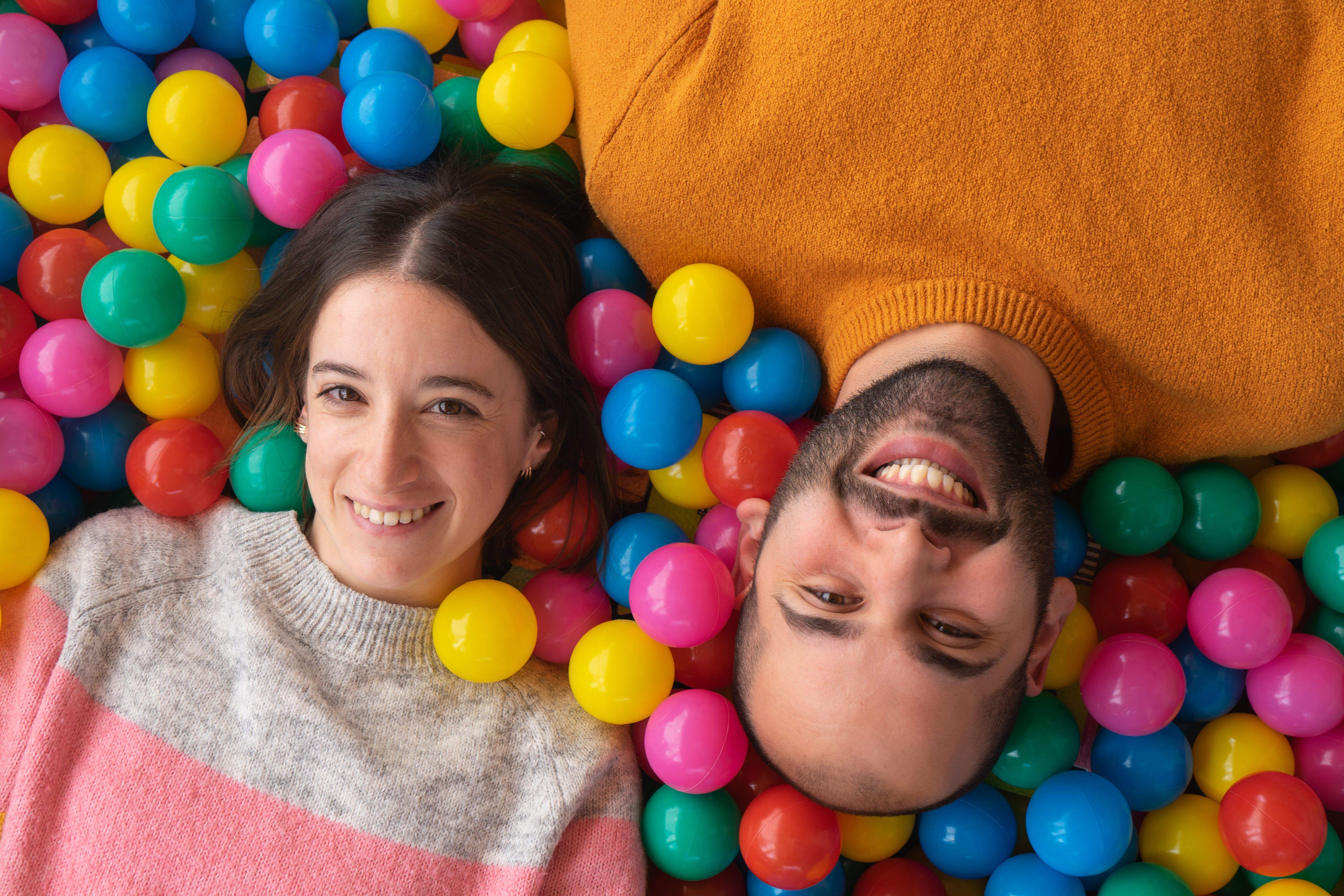 Dos rubinencs estrenen a Barcelona la comèdia "Ser feliz o tener hijos". FOTO: Cedida