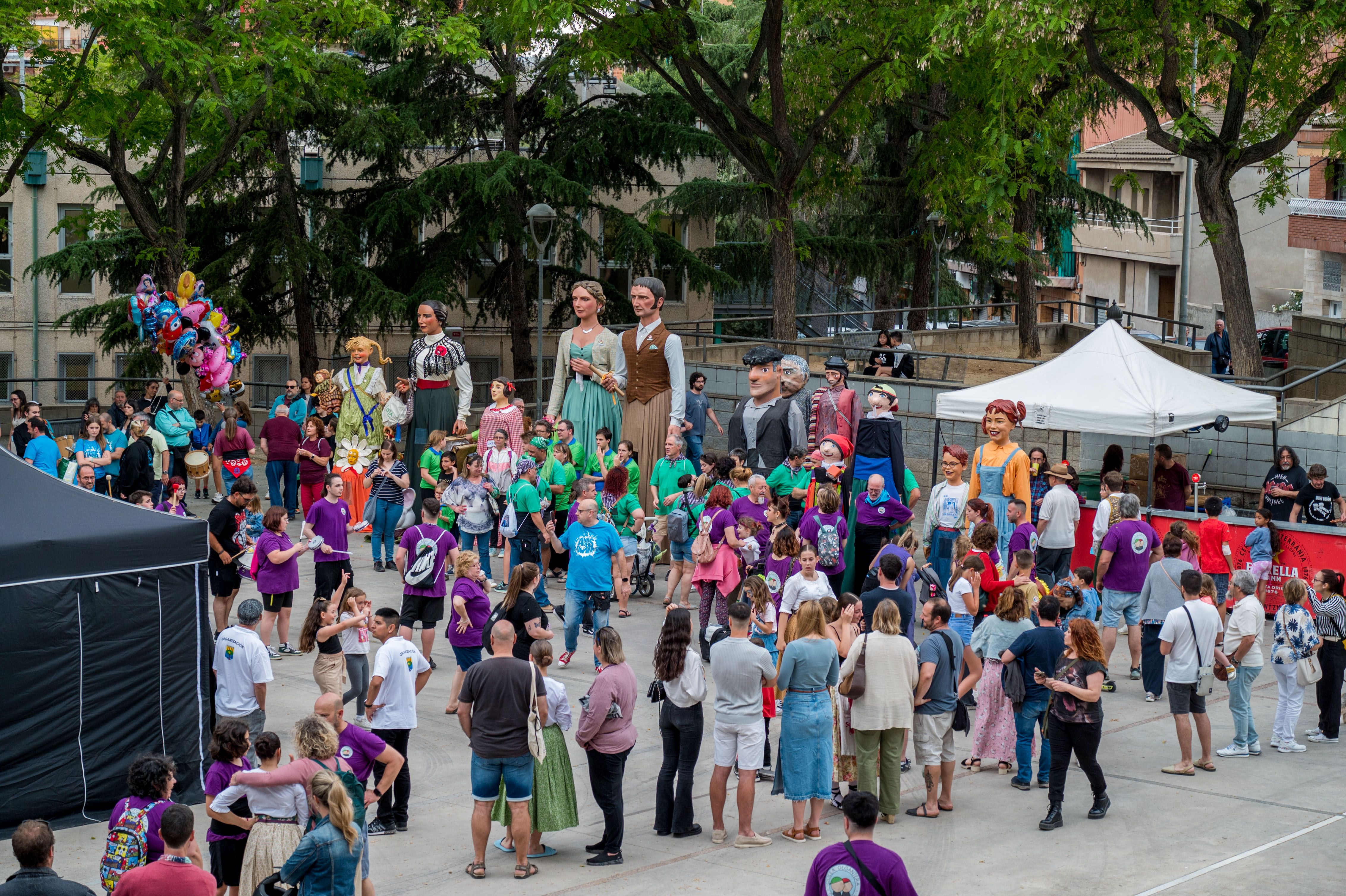 Trobada Gegantera de la 38ª Festa del barri de Ca n'Oriol. Foto: Carmelo Jiménez