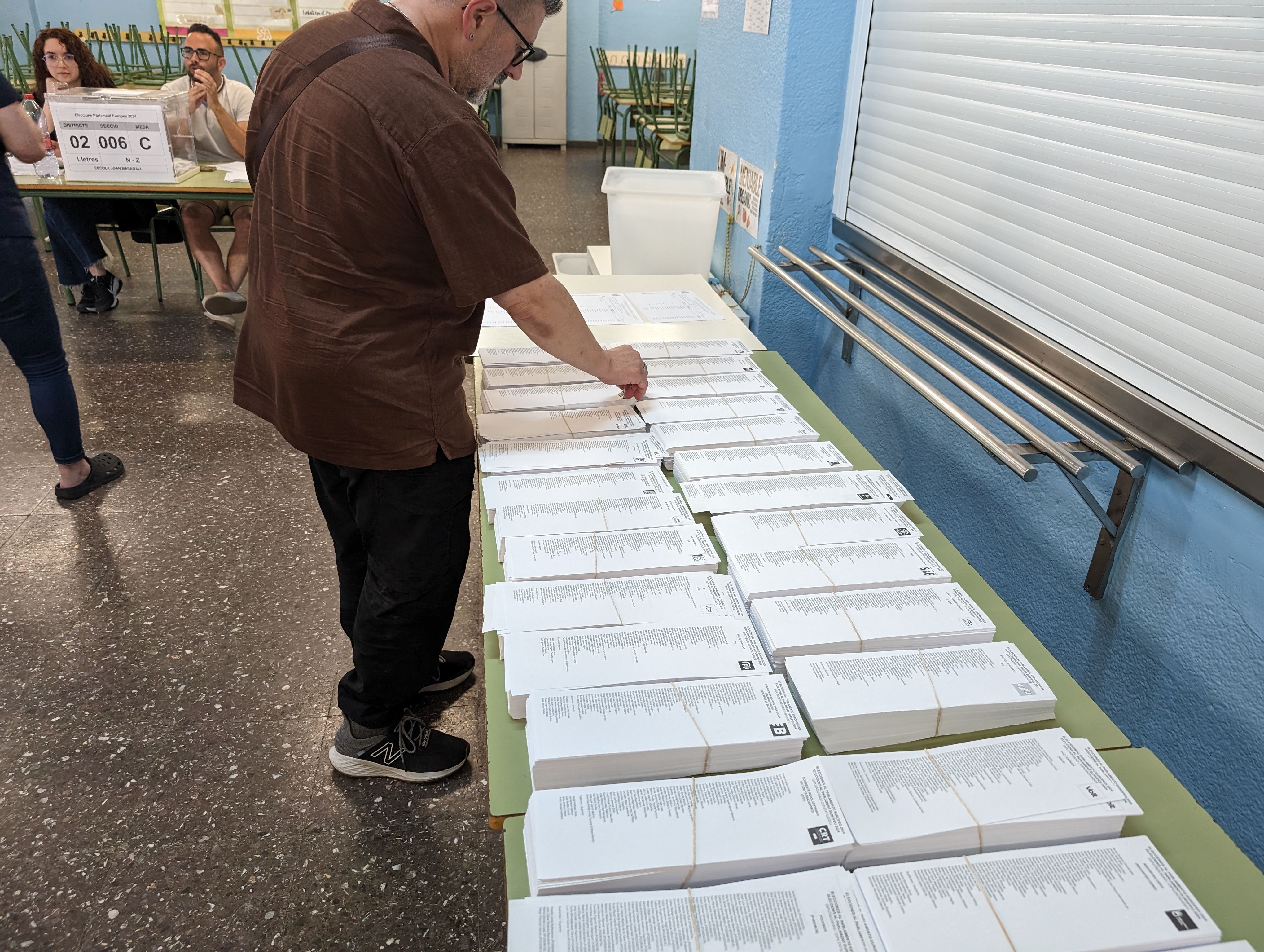 Els rubinencs voten a les eleccions al Parlament Europeu 2024. FOTO: Redacció