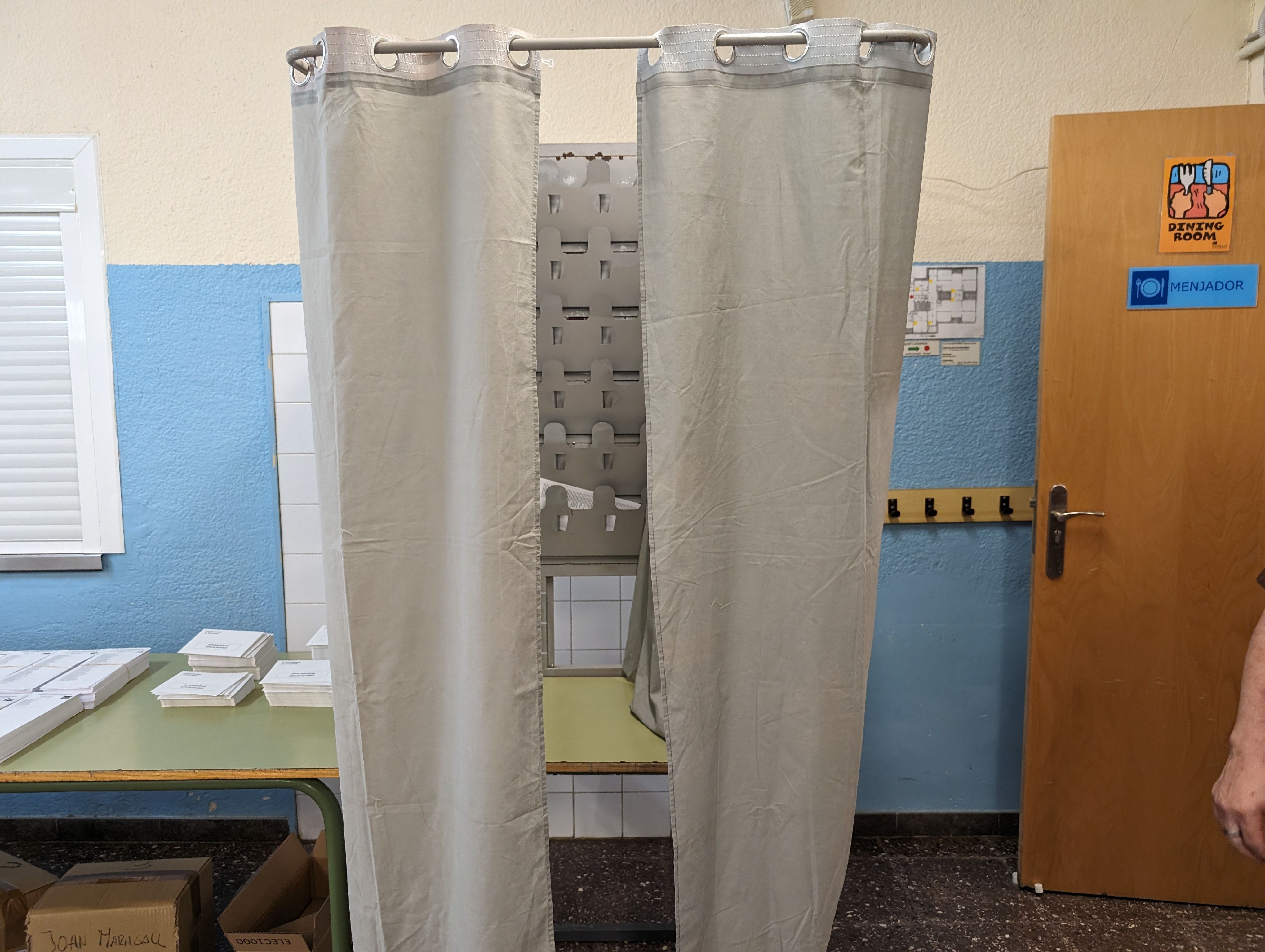 Els rubinencs voten a les eleccions al Parlament Europeu 2024. FOTO: Redacció
