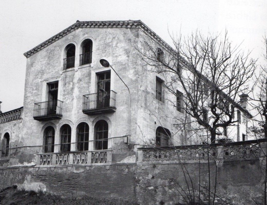 La desapareguda masia de Can Vallhonrat. FOTO: Autoria desconeguda