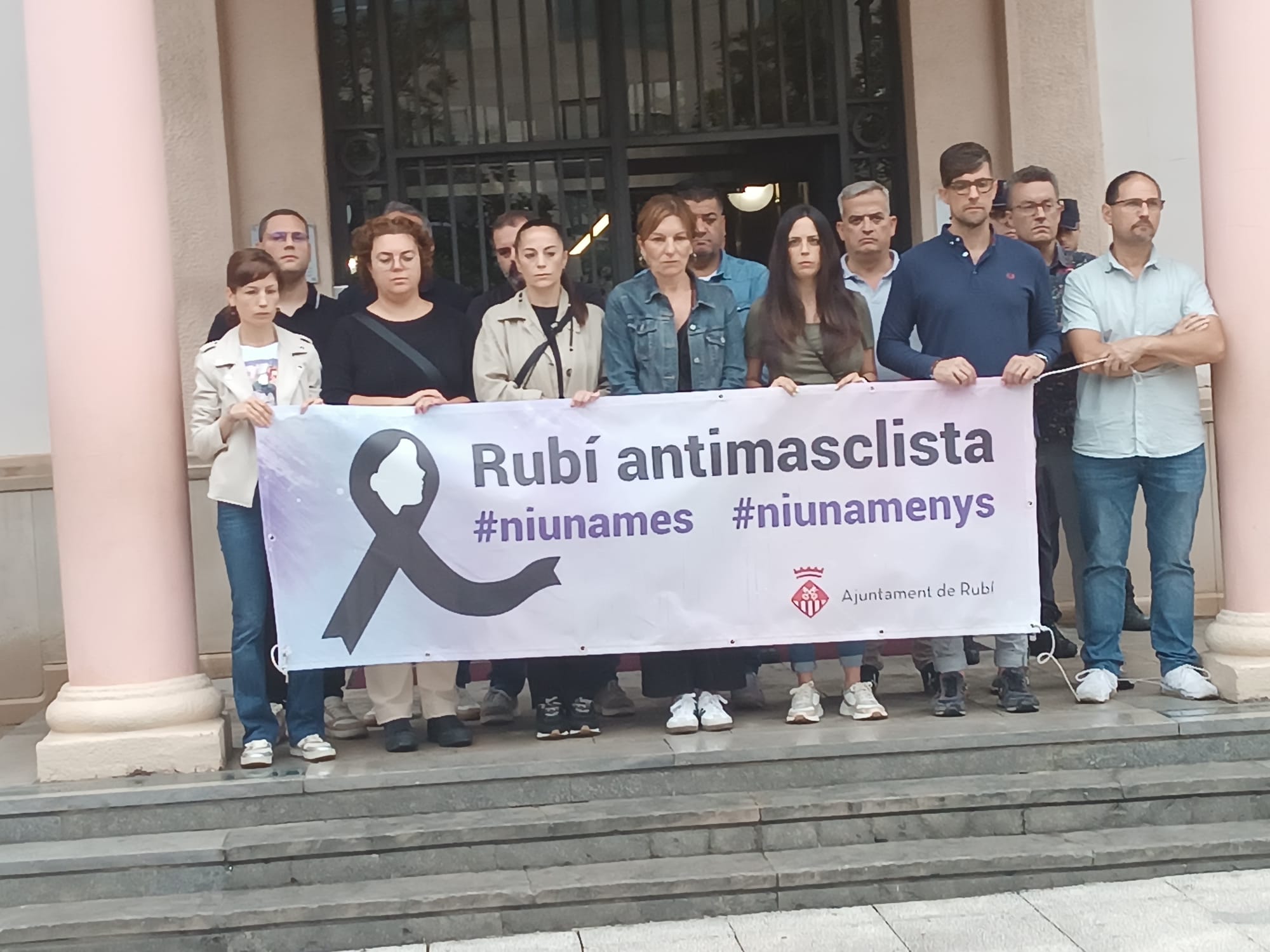 Rubí condemna l'assassinat de 4 dones i dos menors d'aquest dissabte. FOTO: Cedida Rubí condemna l'assassinat de 4 dones i dos menors d'aquest dissabte. FOTO: Cedida