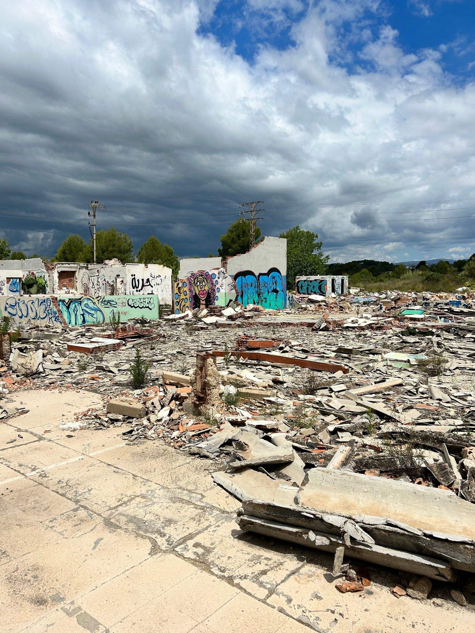 Abocador amiant il·legal a Rubí. FOTO: Marta Recolons