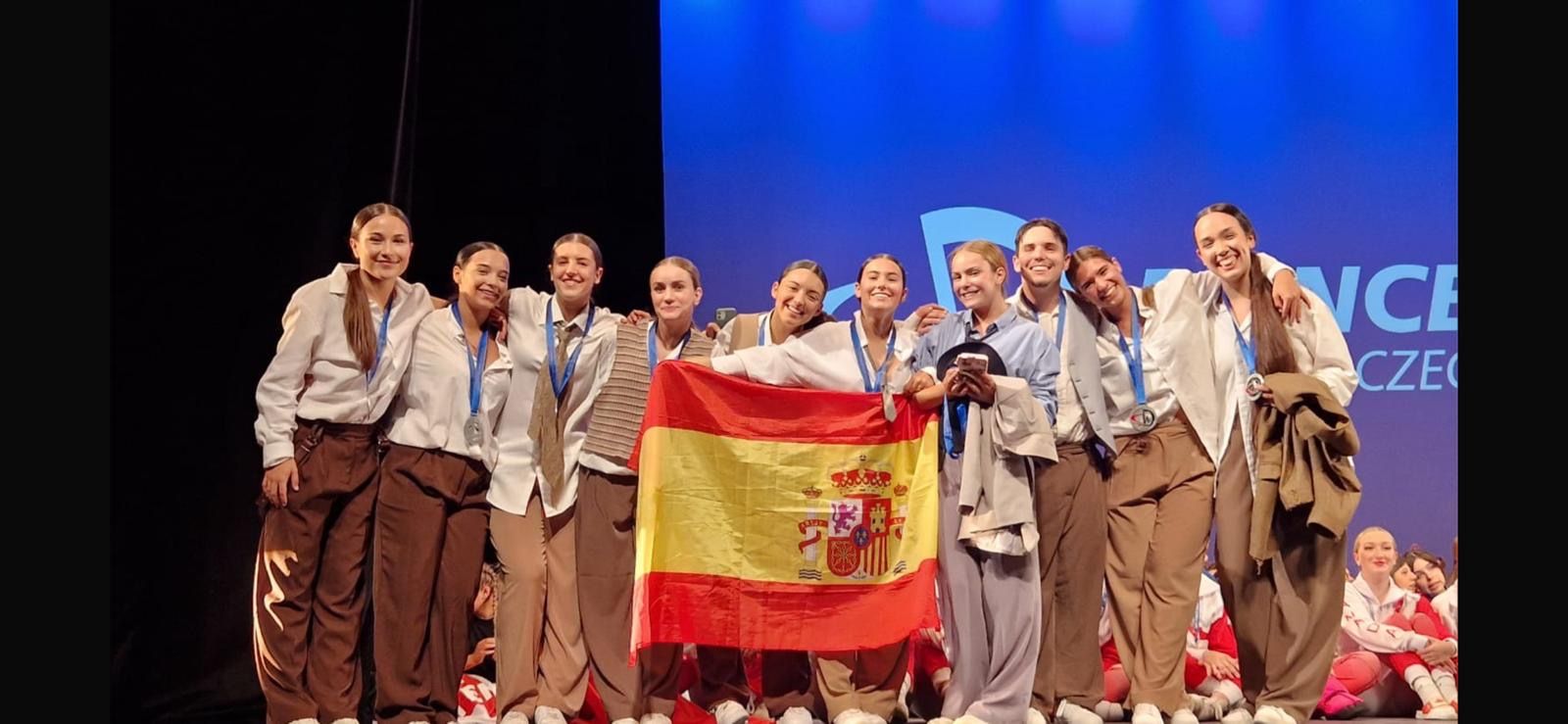 L'Escola de Dansa i Teatre 8 Temps de Rubí ha estat present en el campionat internacional de ball. Foto: Cedida