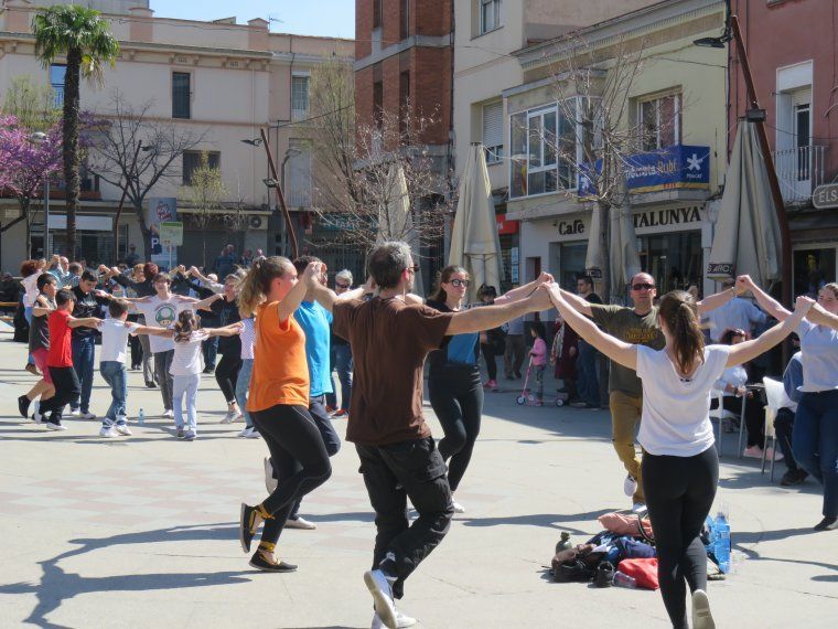 Una ballada de sardanes. FOTO: Arxiu