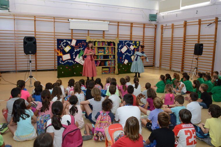 Els nens i nenes dels casals d'estiu de Rubí poden gaudir de diferents activitats als refugis climàtics habilitats. Foto: Arxiu | Localpres