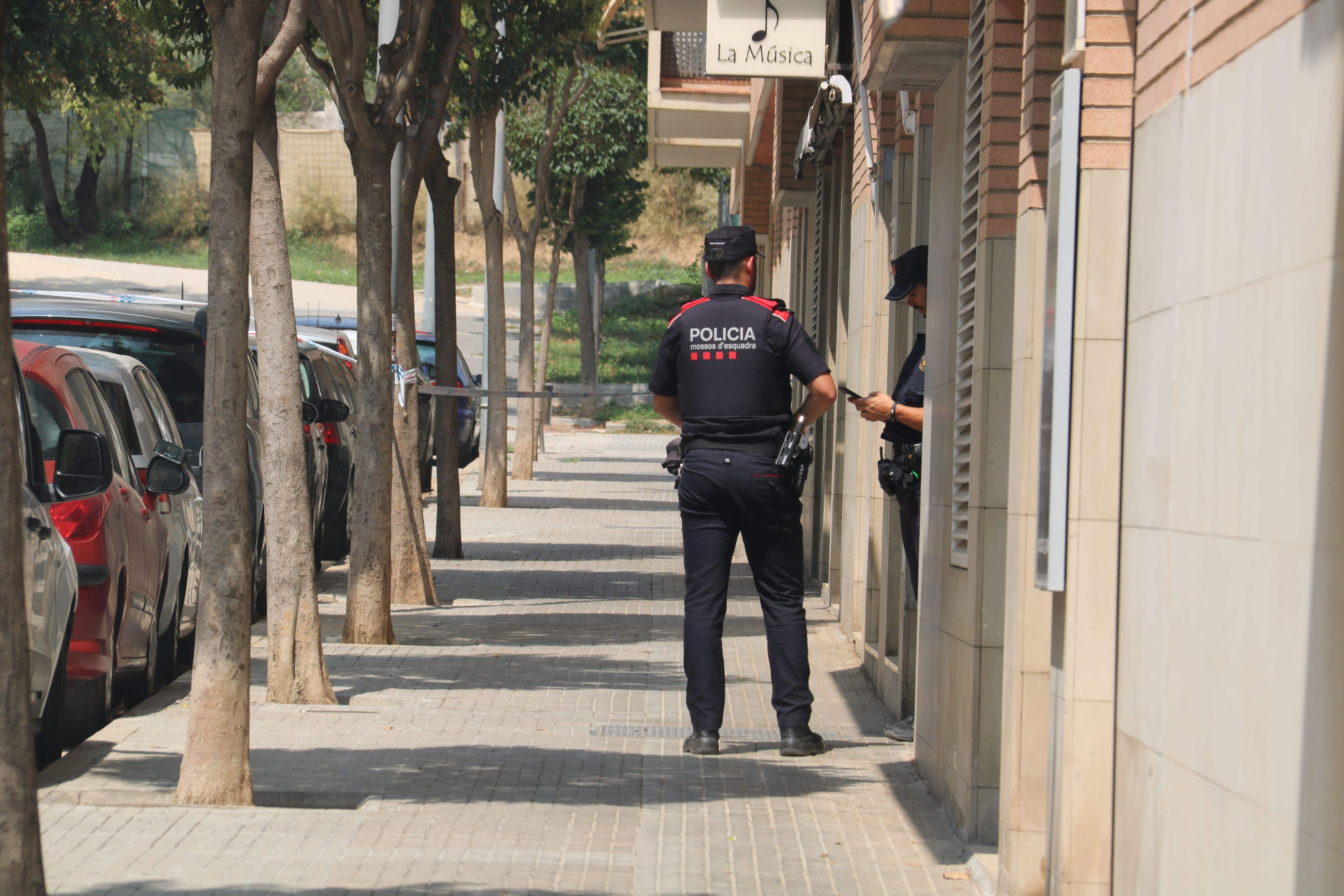 Una dona és assassinada a Rubí per la seva exparella. FOTO: ACN Una dona és assassinada a Rubí per la seva exparella. FOTO: ACN