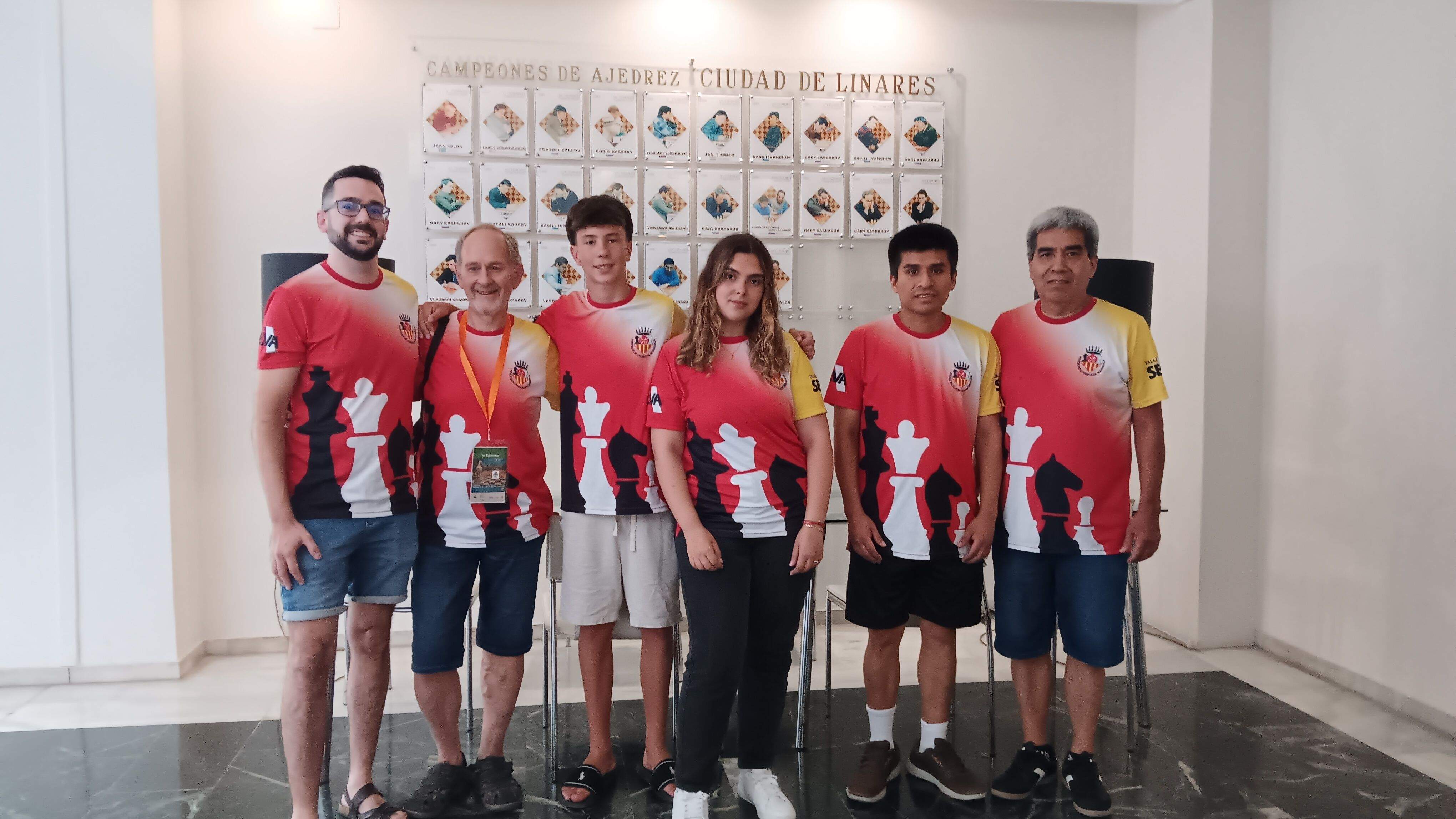 Bona actuació de la Rubinenca al Campionat d'Espanya d'Equips de Segona Divisió. FOTO: Associació d'Escacs la Rubinenca Bona actuació de la Rubinenca al Campionat d'Espanya d'Equips de Segona Divisió. FOTO: Associació d'Escacs la Rubinenca