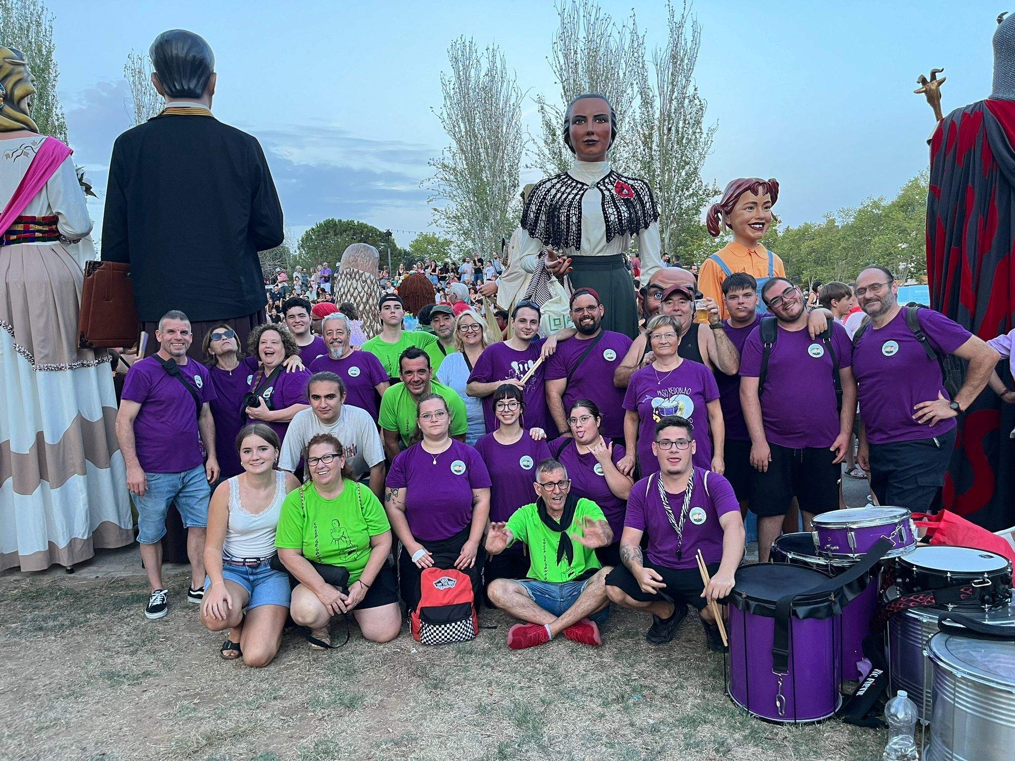 Les colles del Pinar i Ca n'Oriol en una visita anterior a Sant Quirze del Vallès. FOTO: Cedida Les colles del Pinar i Ca n'Oriol en una visita anterior a Sant Quirze del Vallès. FOTO: Cedida