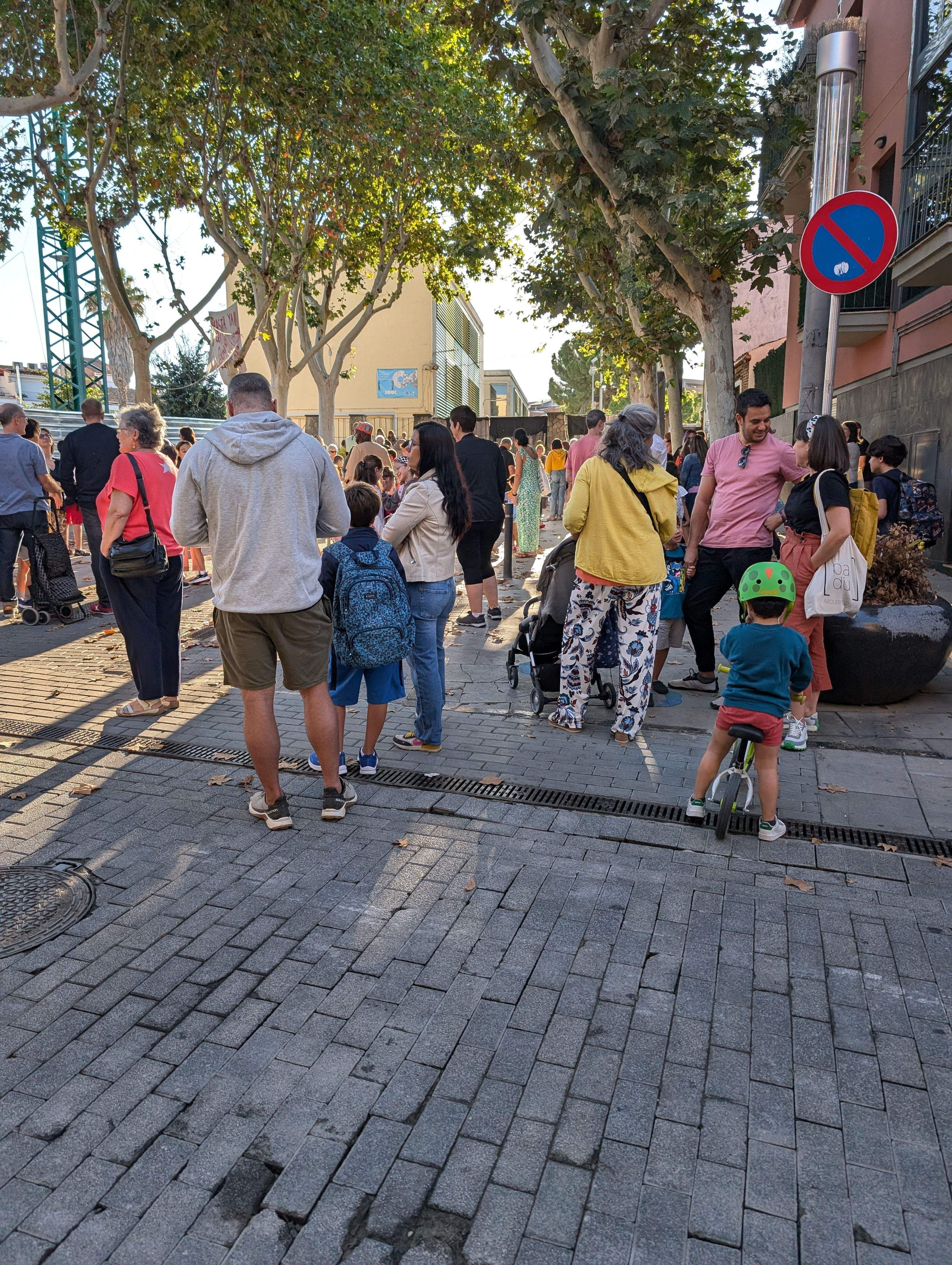Imatge d'arxiu de l'inici del curs escolar (2024-2025) a Rubí FOTO: Redacció