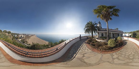 Holopanoramica del far Calella, uan de les imatges que es podrà veure  al proper "Explica'ns el teu rotllo" Holopanoramica del far Calella, uan de les imatges que es podrà veure  al proper "Explica'ns el teu rotllo"