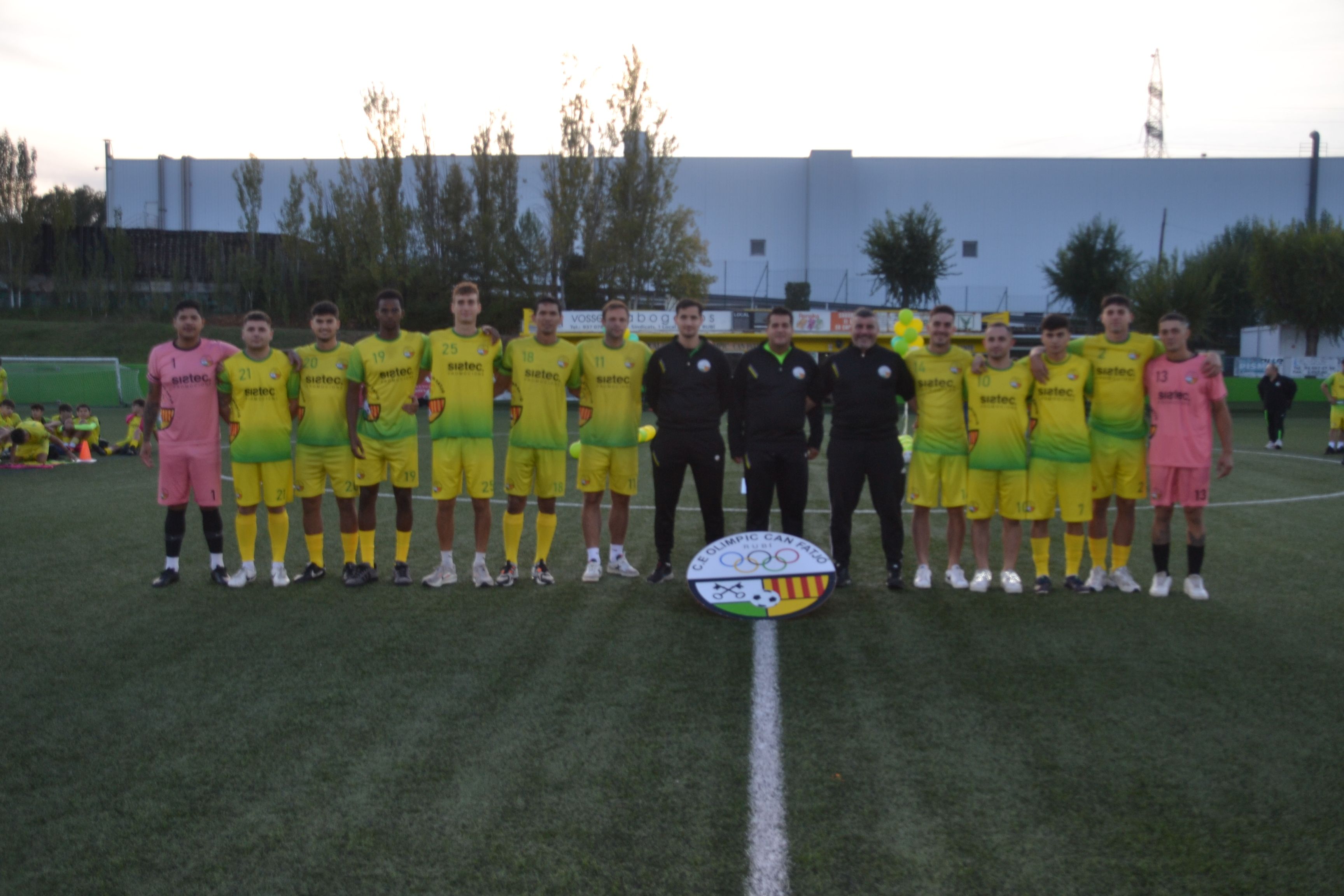 Presentació dels equips del CE Olimpic Can Fatjó