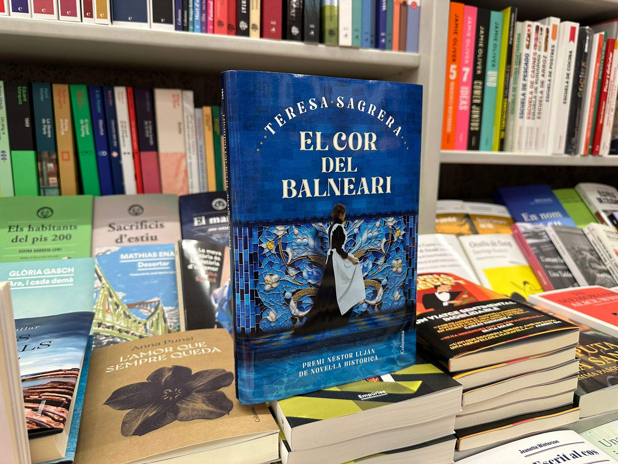 Teresa Sagrera presenta la seva novel·la 'El cor del balneari' al Racó del llibre. FOTO: Cedida