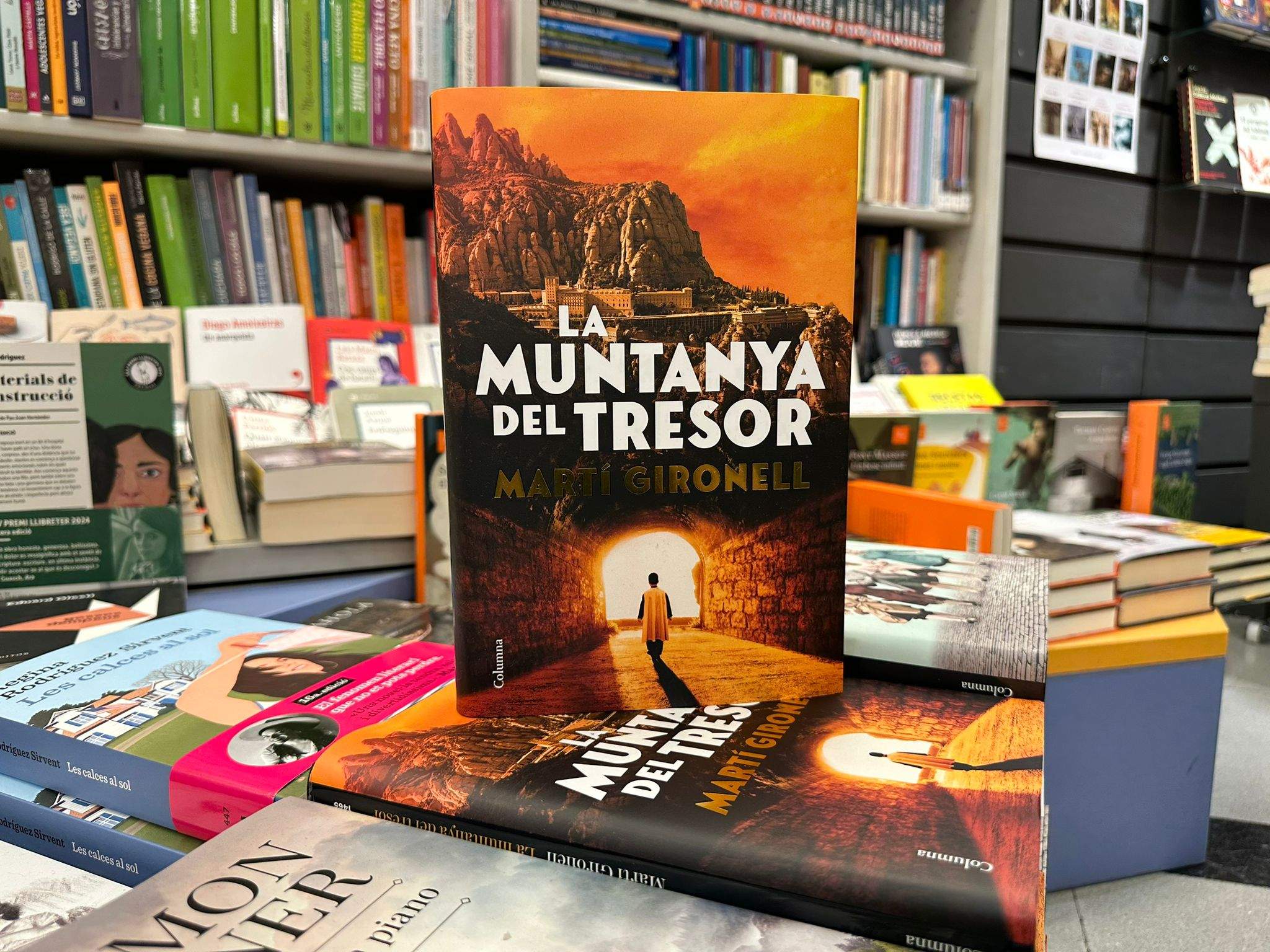 Presentació de 'La muntanya del tresor' al Racó del Llibre. FOTO: Cedida