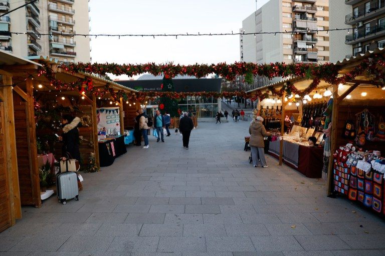Arrenca una nova edició de la fira de Nadal i el Racó de les il·lusions. FOTO: Ajuntament de Rubí Arrenca una nova edició de la fira de Nadal i el Racó de les il·lusions. FOTO: Ajuntament de Rubí