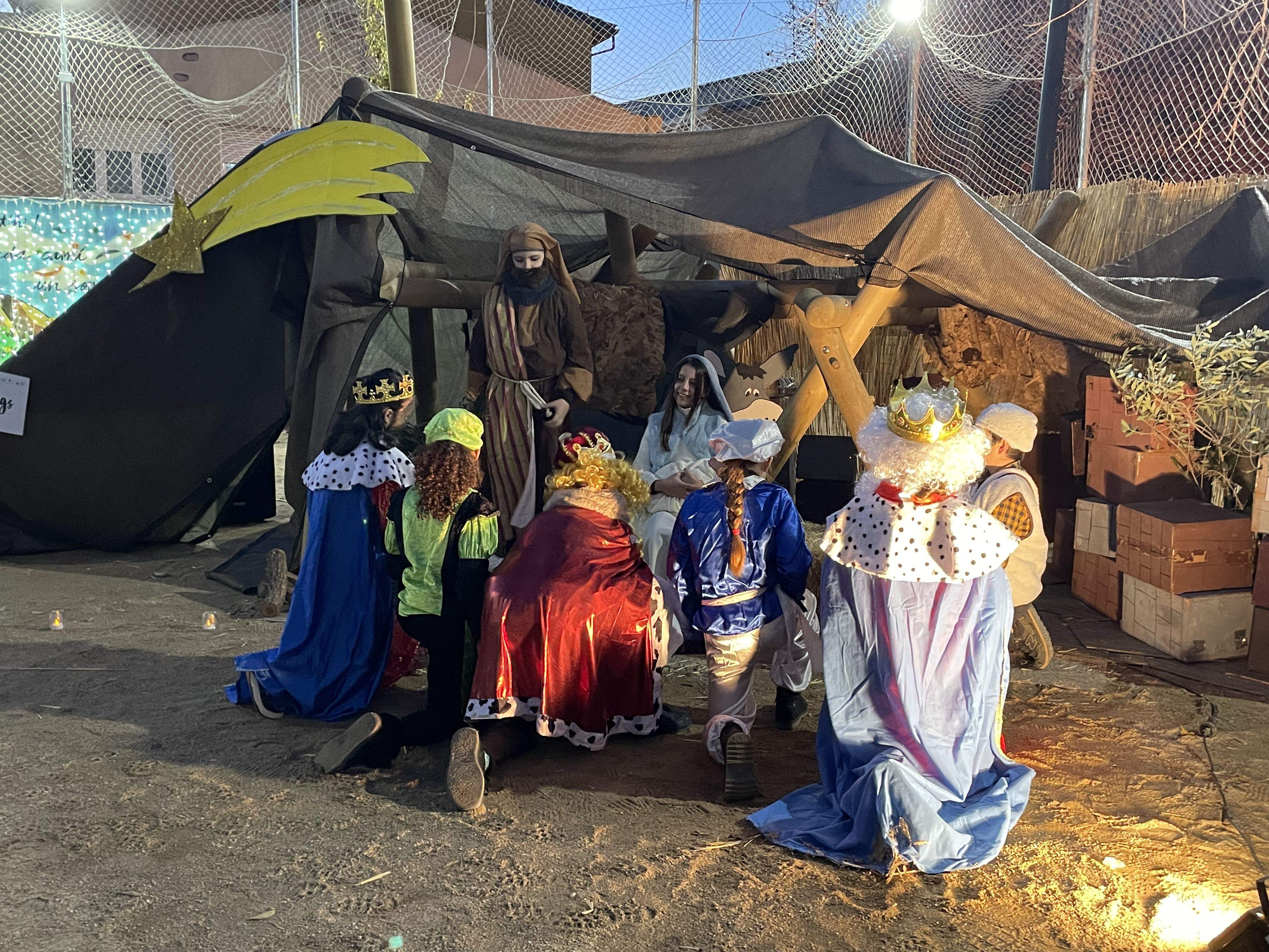 L'escena del Naixement del Pessebre Vivent de l'Escola Montserrat FOTO: Marta Casas L'escena del Naixement del Pessebre Vivent de l'Escola Montserrat FOTO: Marta Casas
