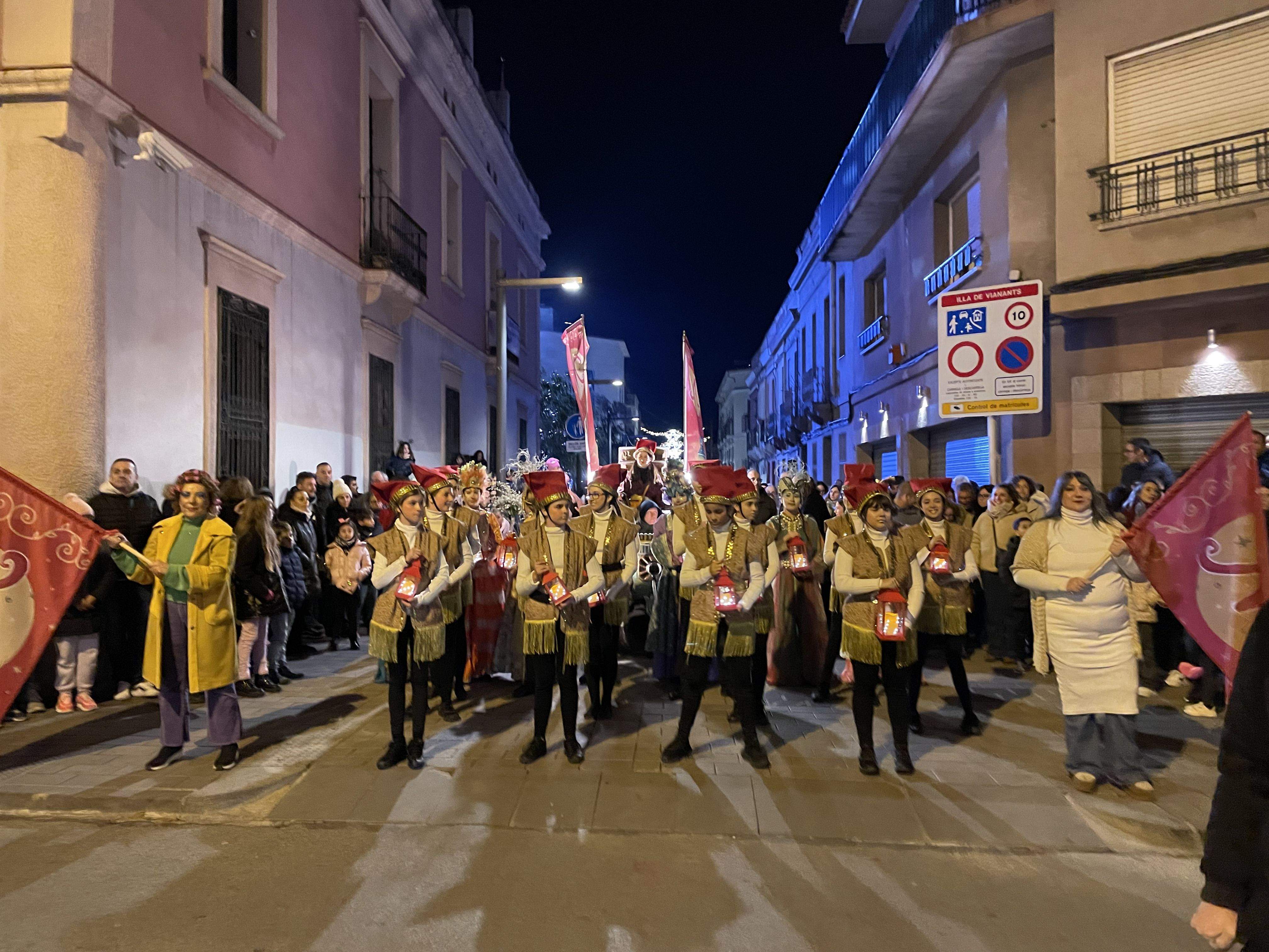Els Melquíades han inaugurat la nova instal·lació del Nadal, l'Escola FOTO: Marta Casas