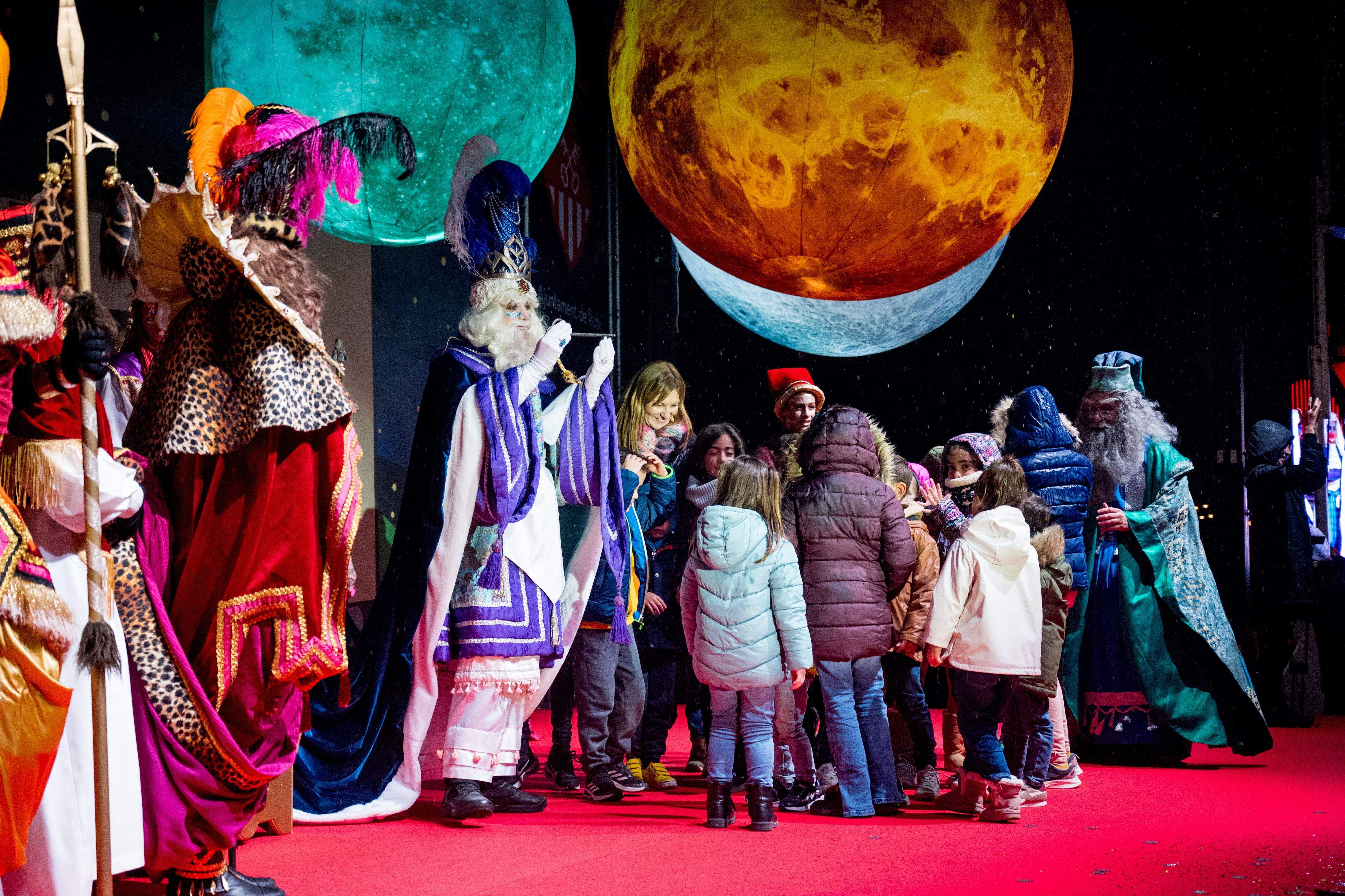 Els Reis d'Orient arriben a Rubí en la nit més màgica de l'any. Cavalcada 2024. FOTO: Carmelo Jiménez