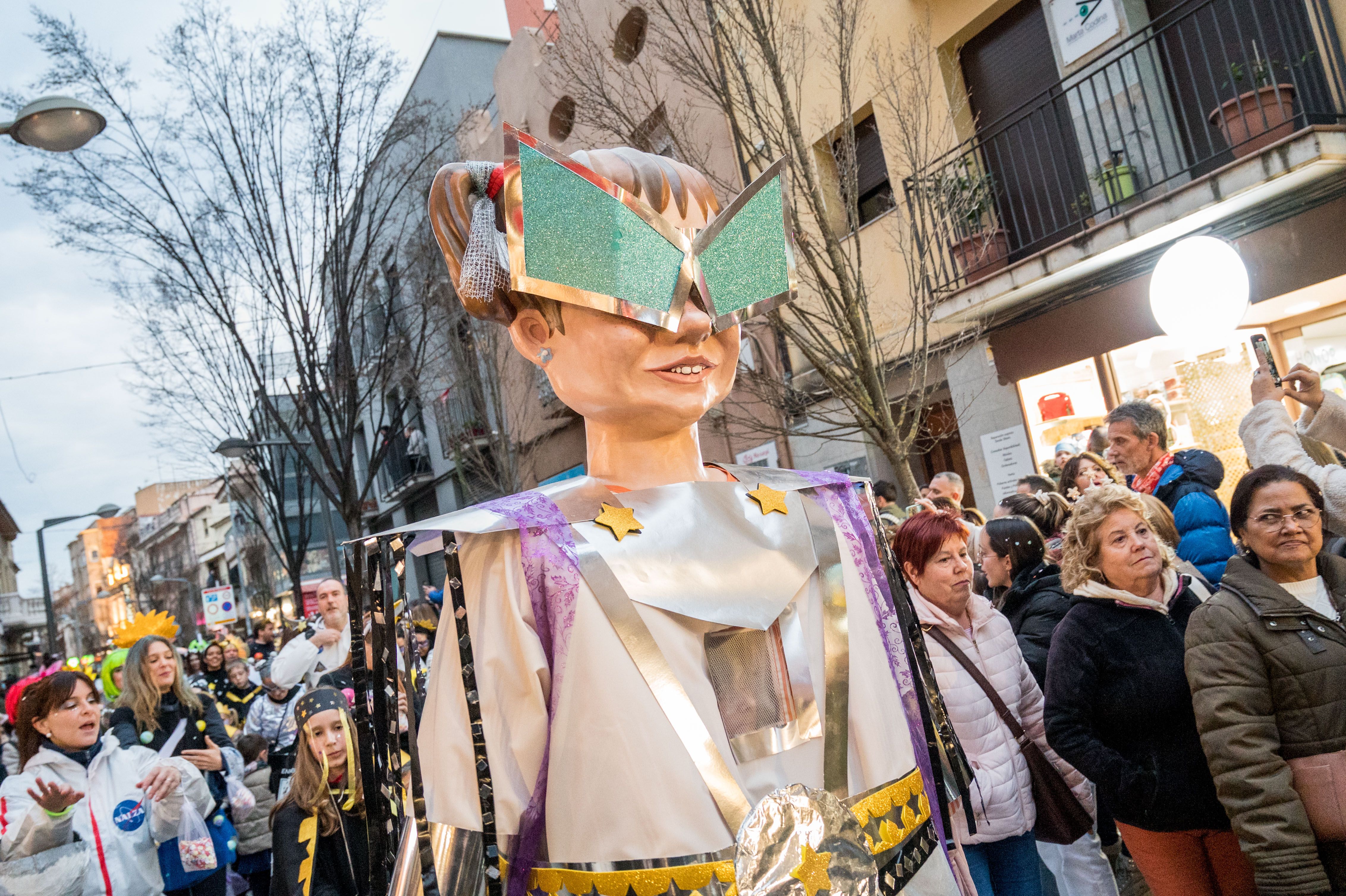 Rua de Comparses de Carnaval 2025 a Rubí FOTO: Carmelo Jiménez