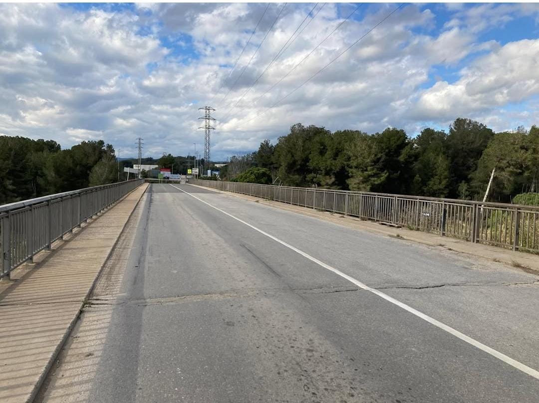 Tallada la circulació pel pont de Rubí Sud. FOTO: Ajuntament de Rubí via Instagram
