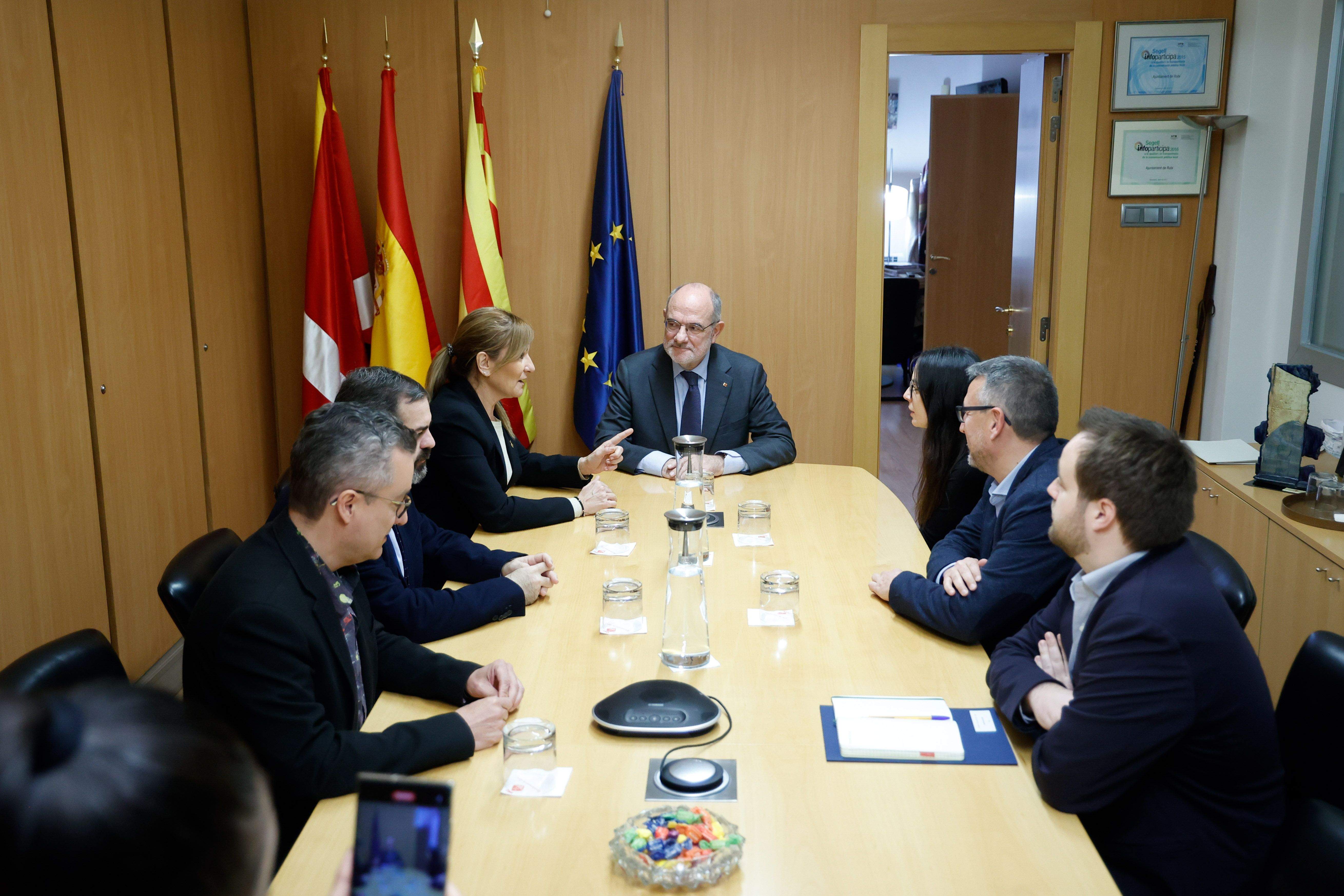 El conseller Jaume Duch visita Rubí per conèixer la seva estratègia europea FOTO: Localpres El conseller Jaume Duch visita Rubí per conèixer la seva estratègia europea FOTO: Localpres