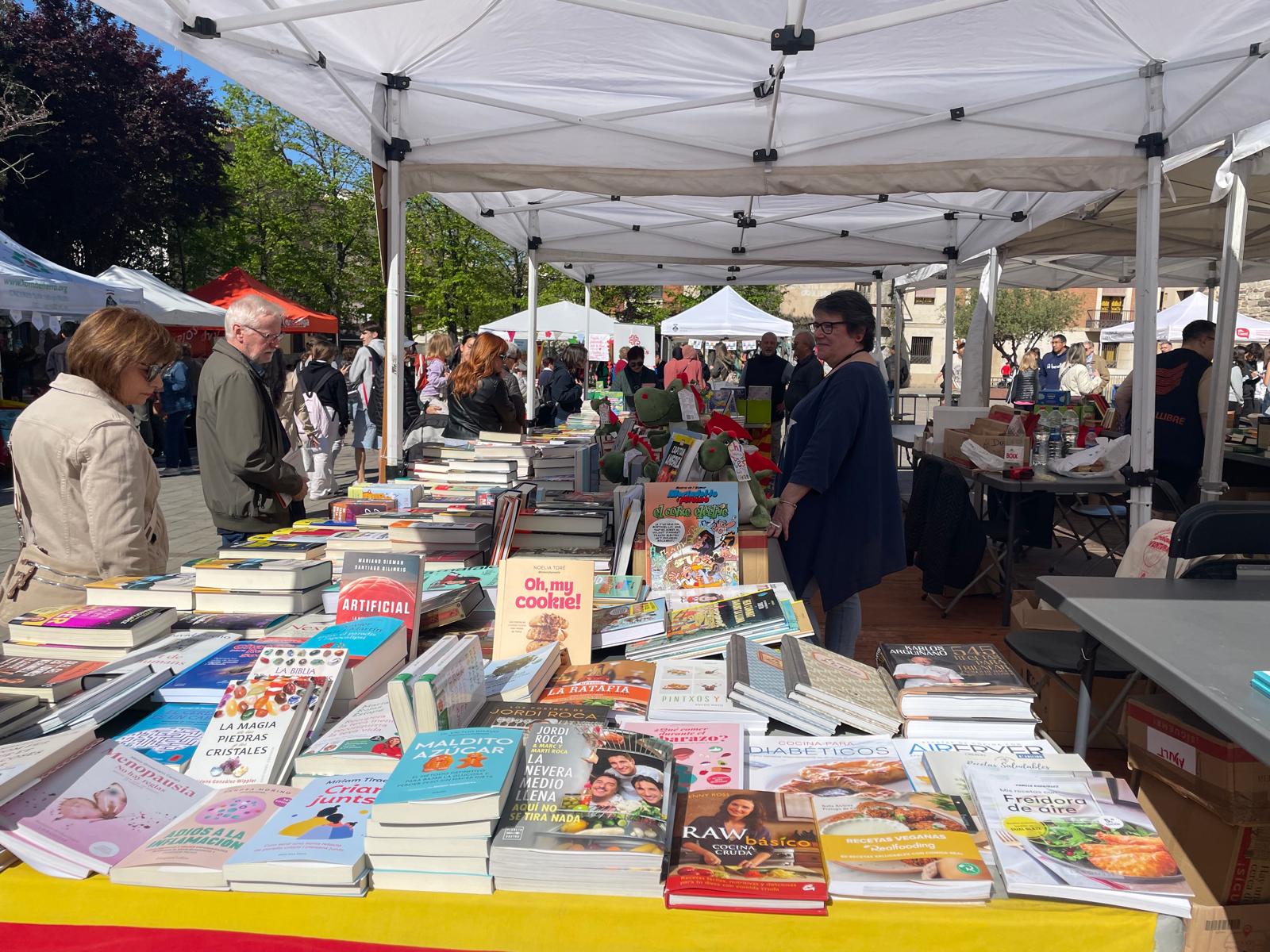A Rubí ja es respira cultura i tradició per Sant Jordi 2025. FOTO: Estela Luengo