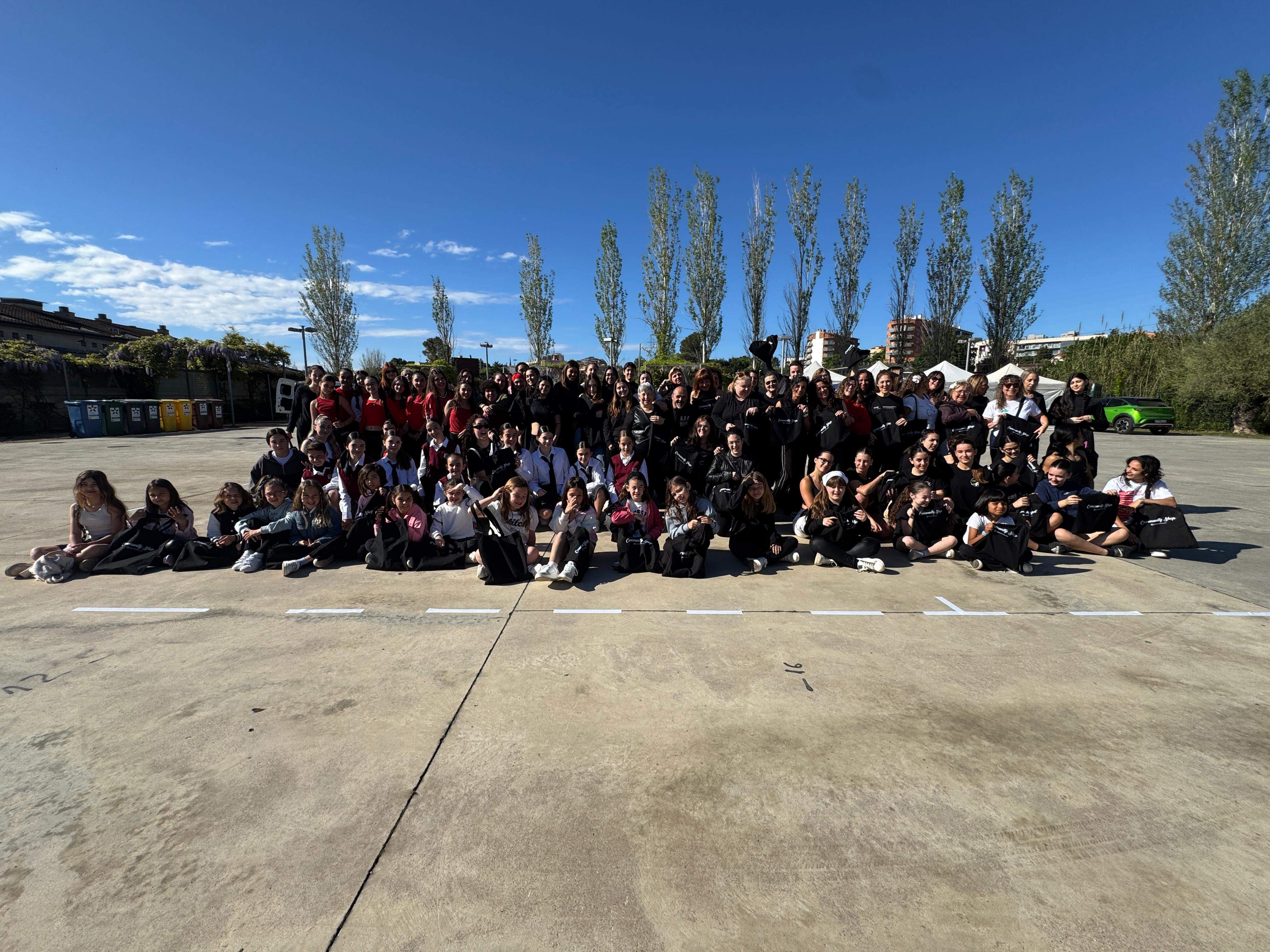 The Community Dance Center en la primera celebració del Dia de la Dansa FOTO: Cedida/TDC