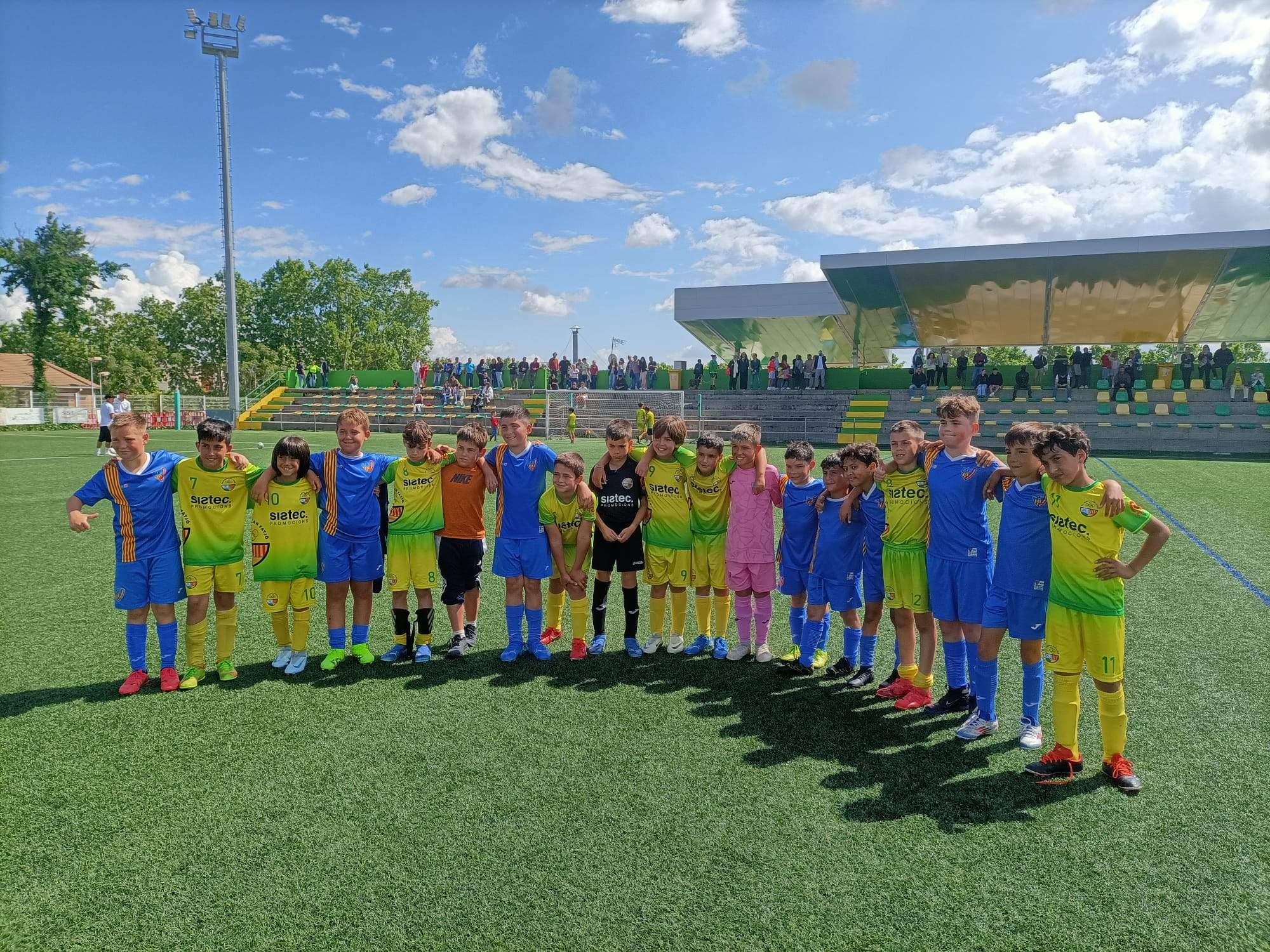 El Benjamí B de l'Olímpic, subcampió de lliga, cau als play-offs. FOTO: Cedida