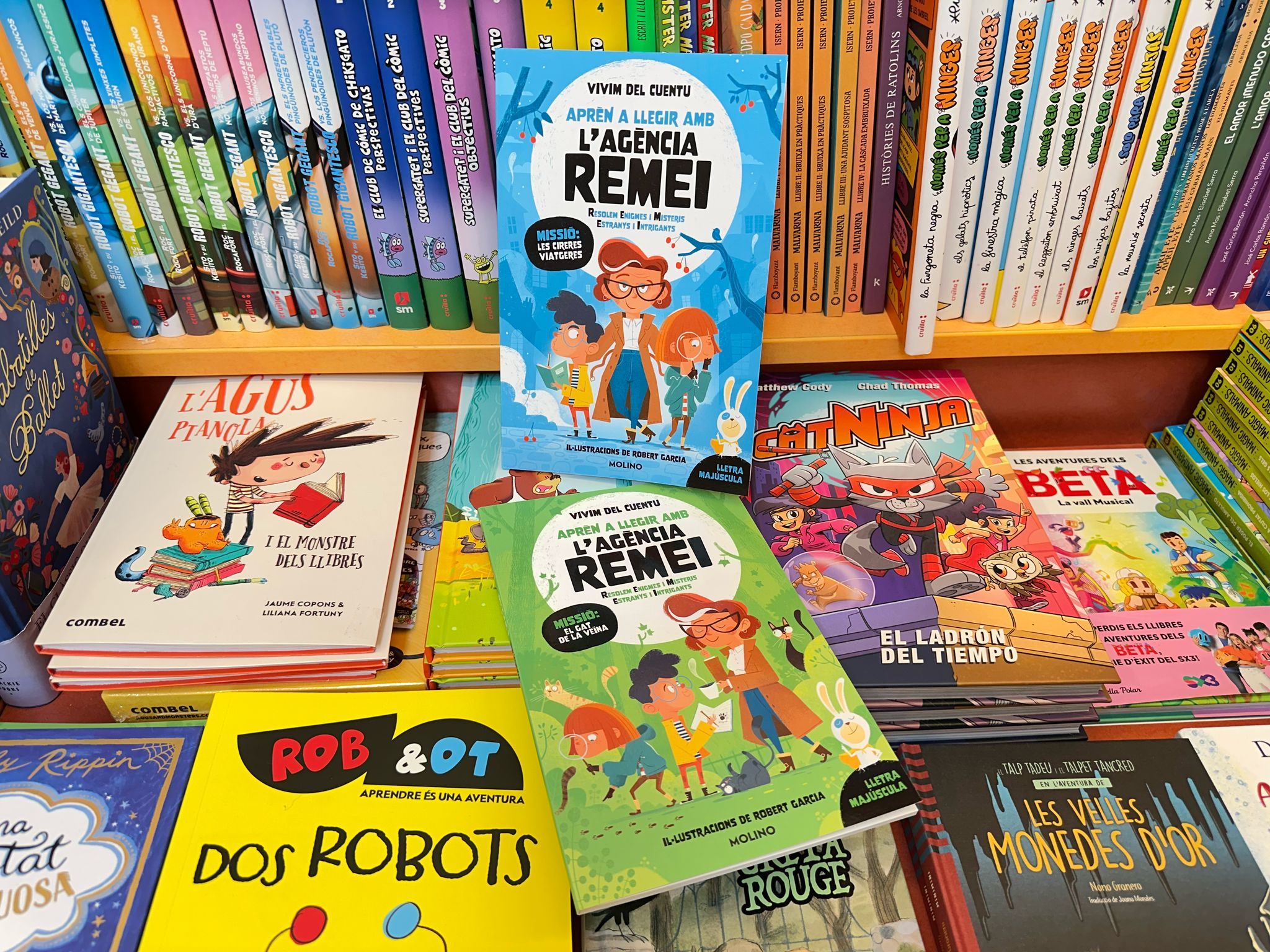 Sessió de contes infantils al Racó del Llibre. FOTO: Cedida