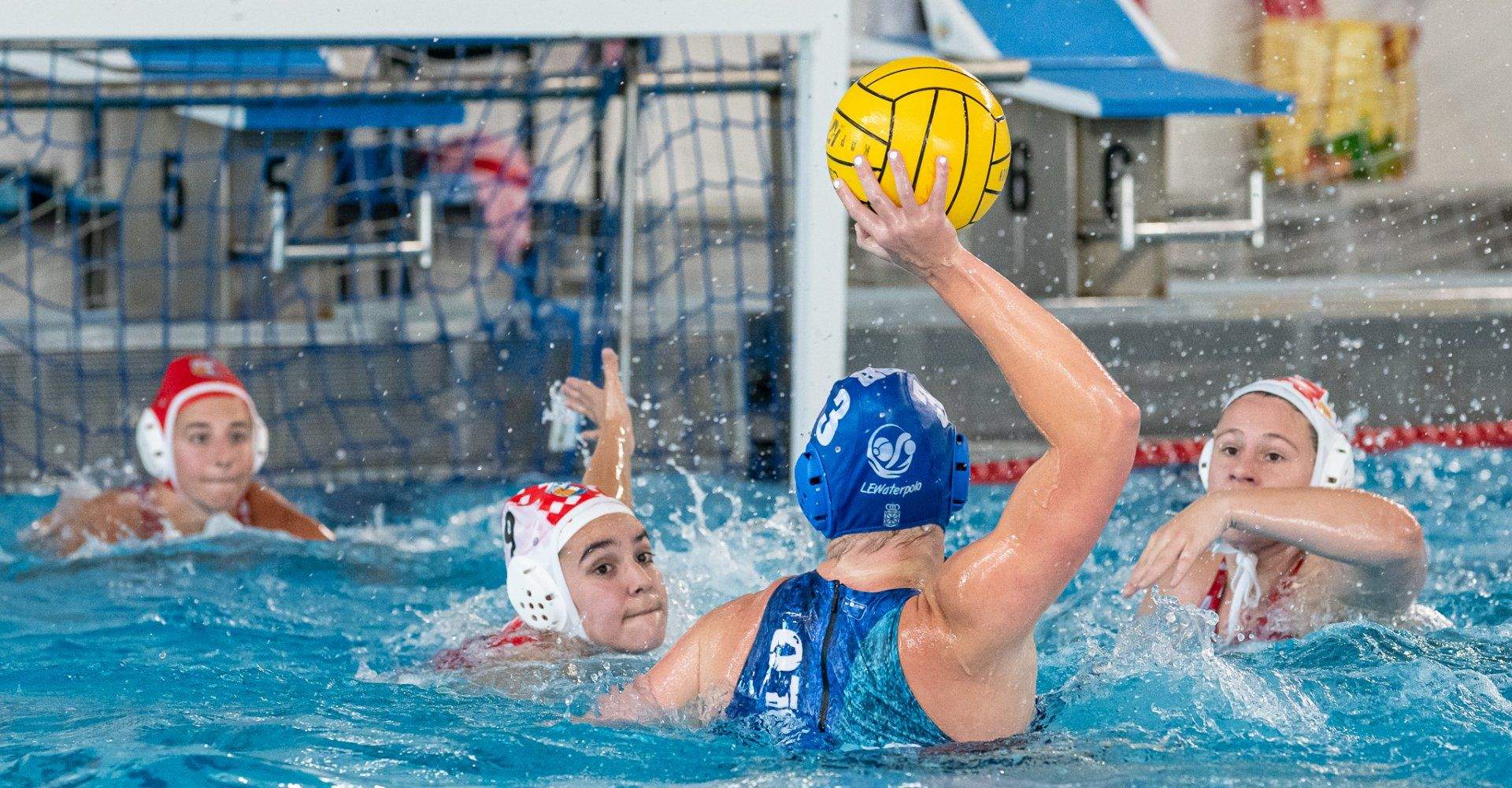 El CN Rubí no pot amb l'Iruña 98 02 i jugarà la temporada vinent a Primera Divisió FOTO: RFEN