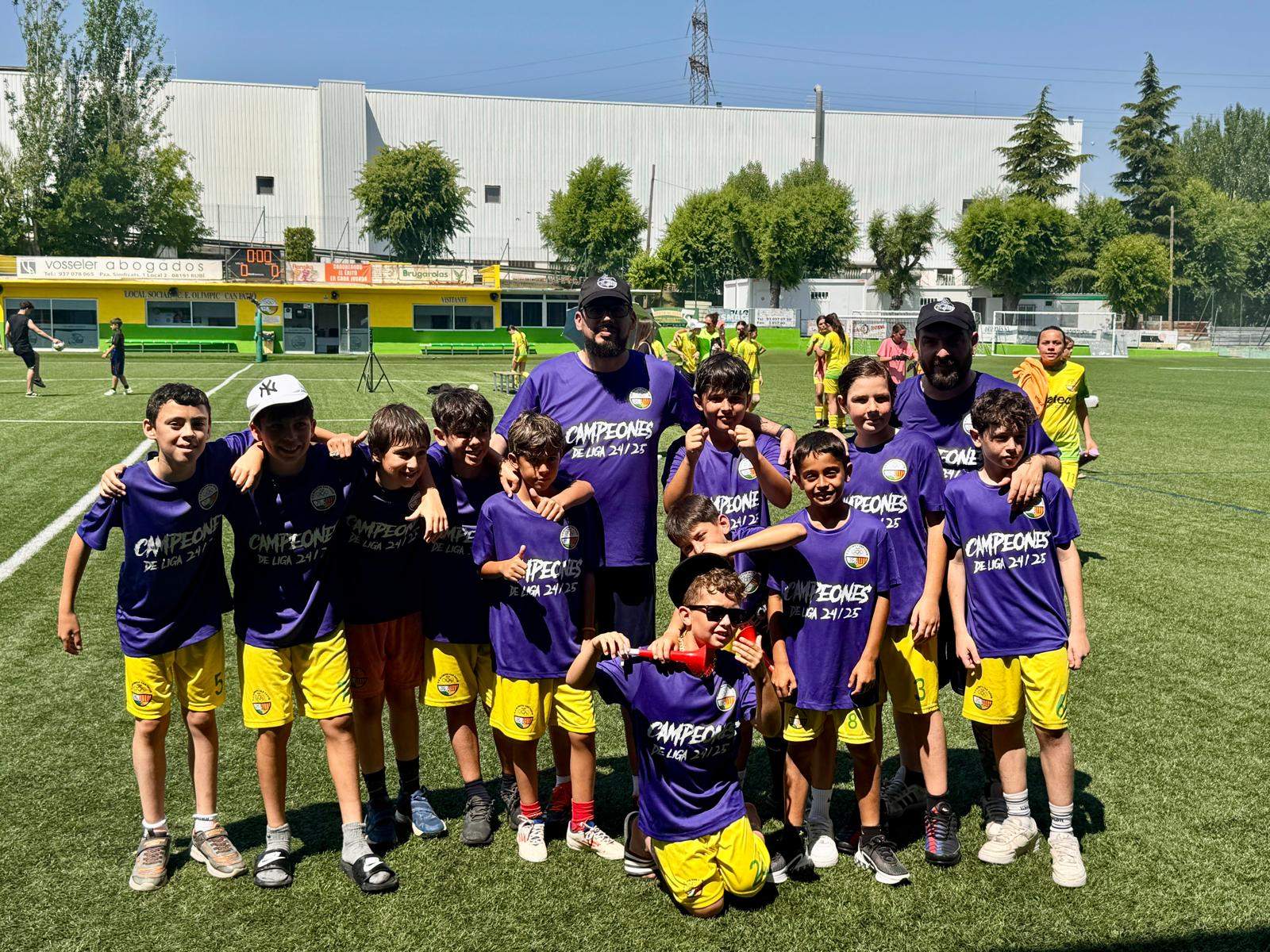 L'Aleví B de l'Olímpic de Can Fatjó, campions de lliga. FOTO: Cedida
