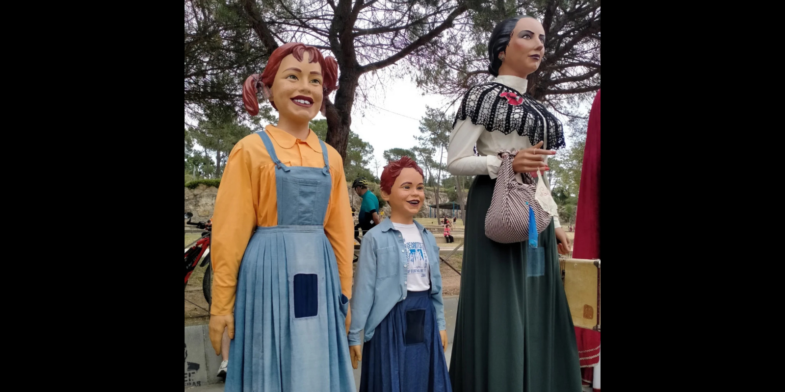 Tres colles geganteres de Rubí participen en la Ciutat Gegantera de Caldes de Malavella. FOTO: Cedida