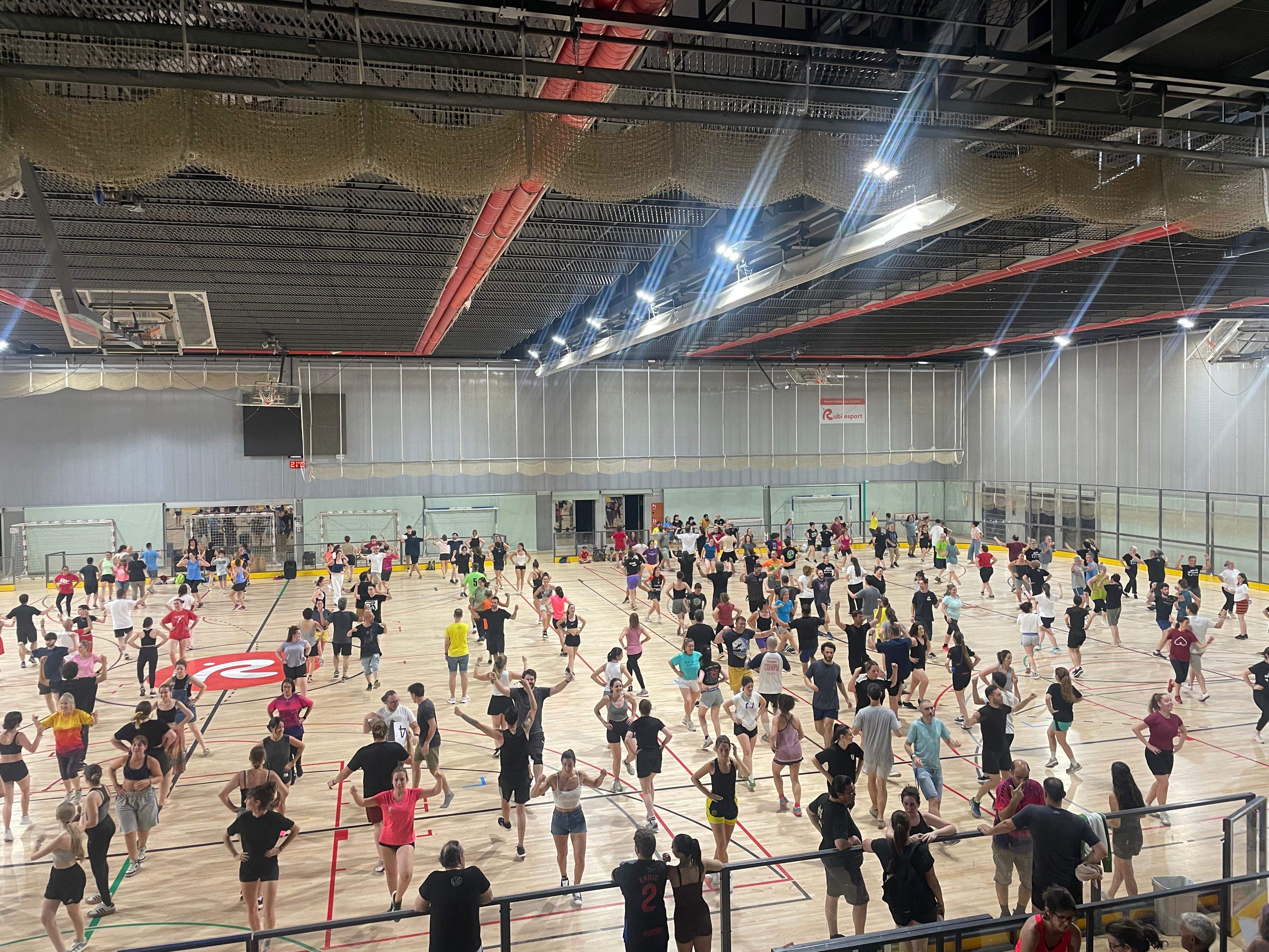 La ballada de gitanes al carrer ja escalfa motors per la Festa Major. FOTO: Cedida