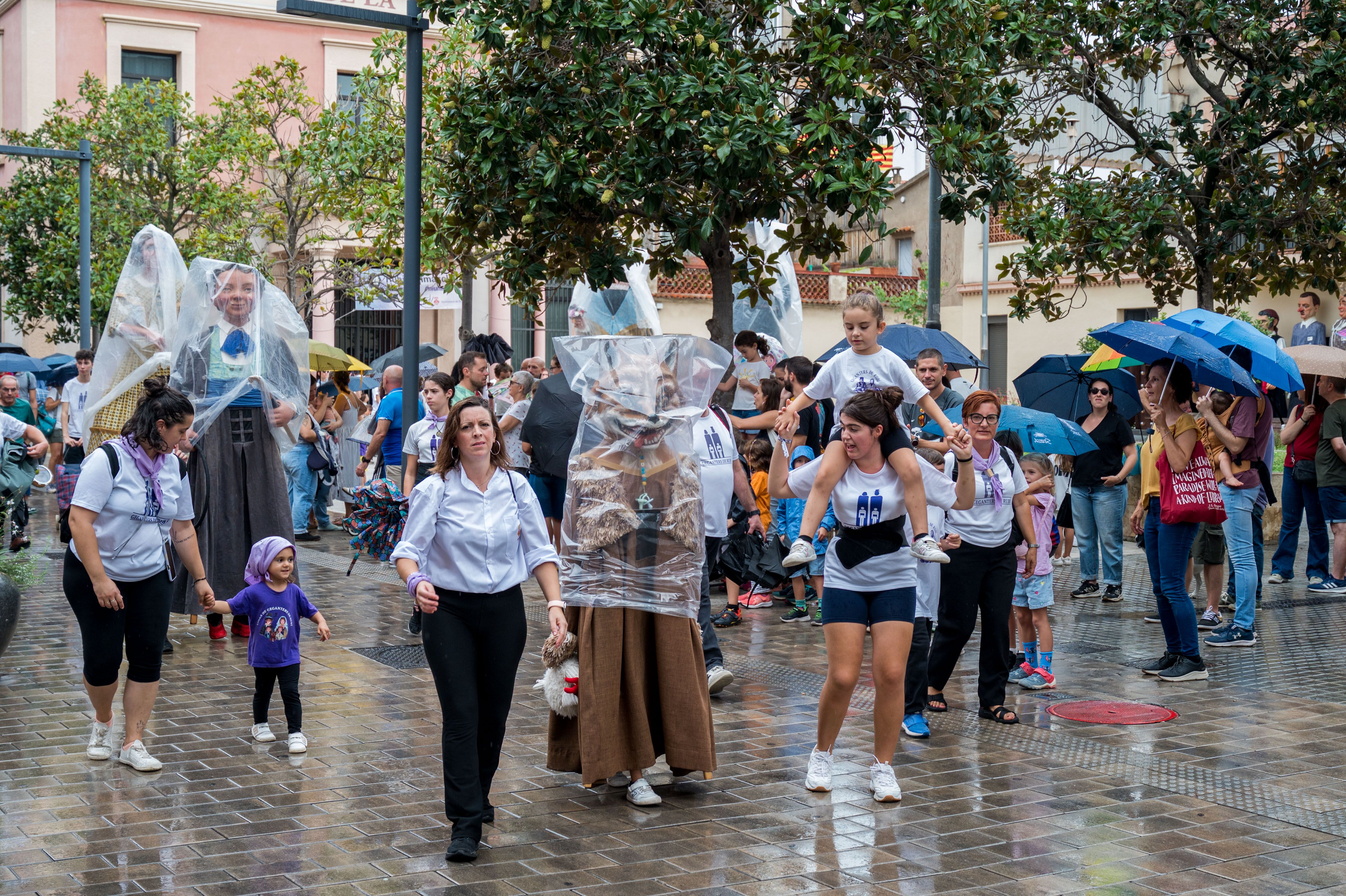 XXXII Trobada de Gegants de Rubí, pels Tocs de Sant Roc FOTO: Carmelo Jiménez XXXII Trobada de Gegants de Rubí, pels Tocs de Sant Roc FOTO: Carmelo Jiménez