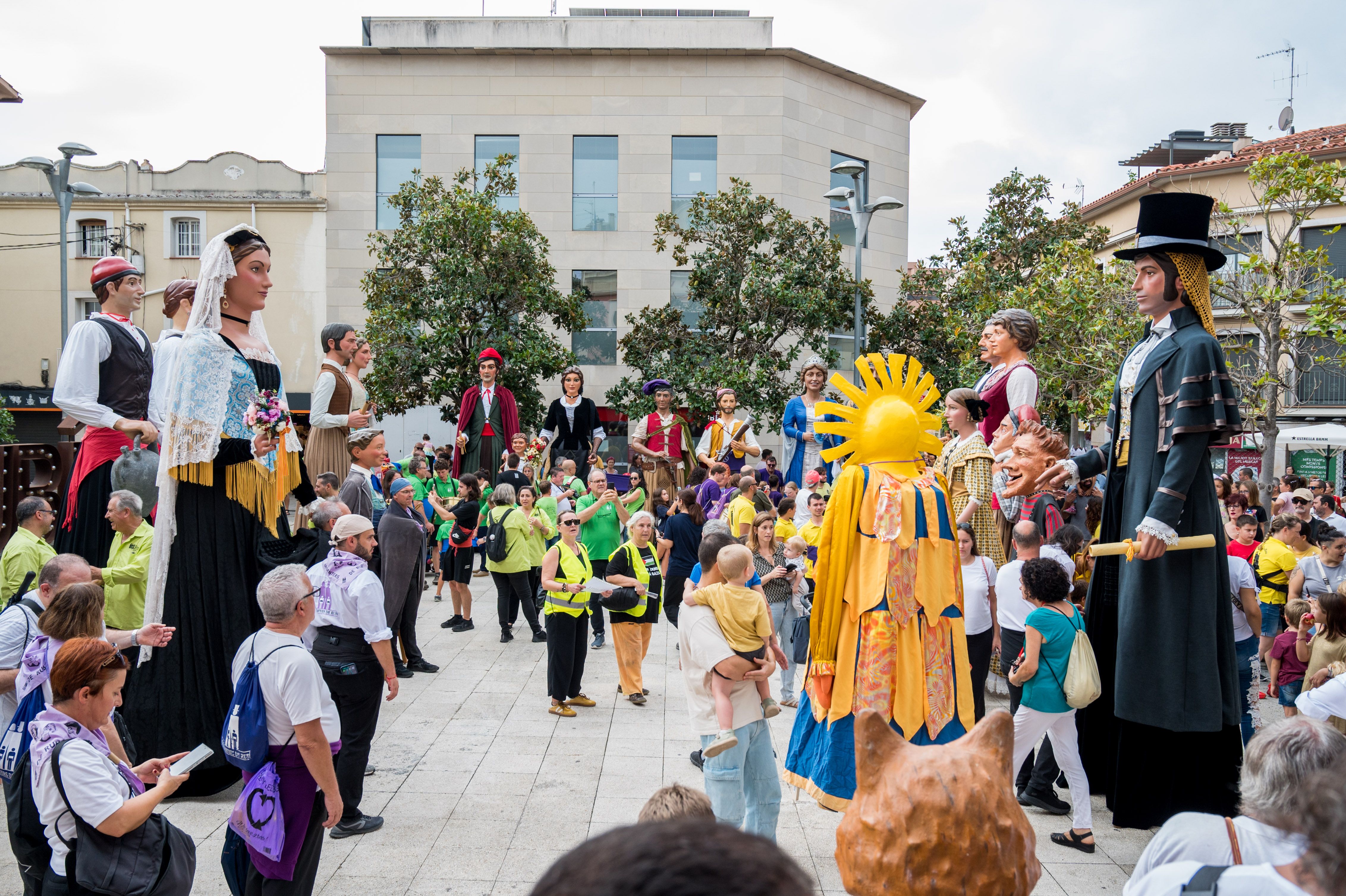 XXXII Trobada de Gegants de Rubí, pels Tocs de Sant Roc FOTO: Carmelo Jiménez
