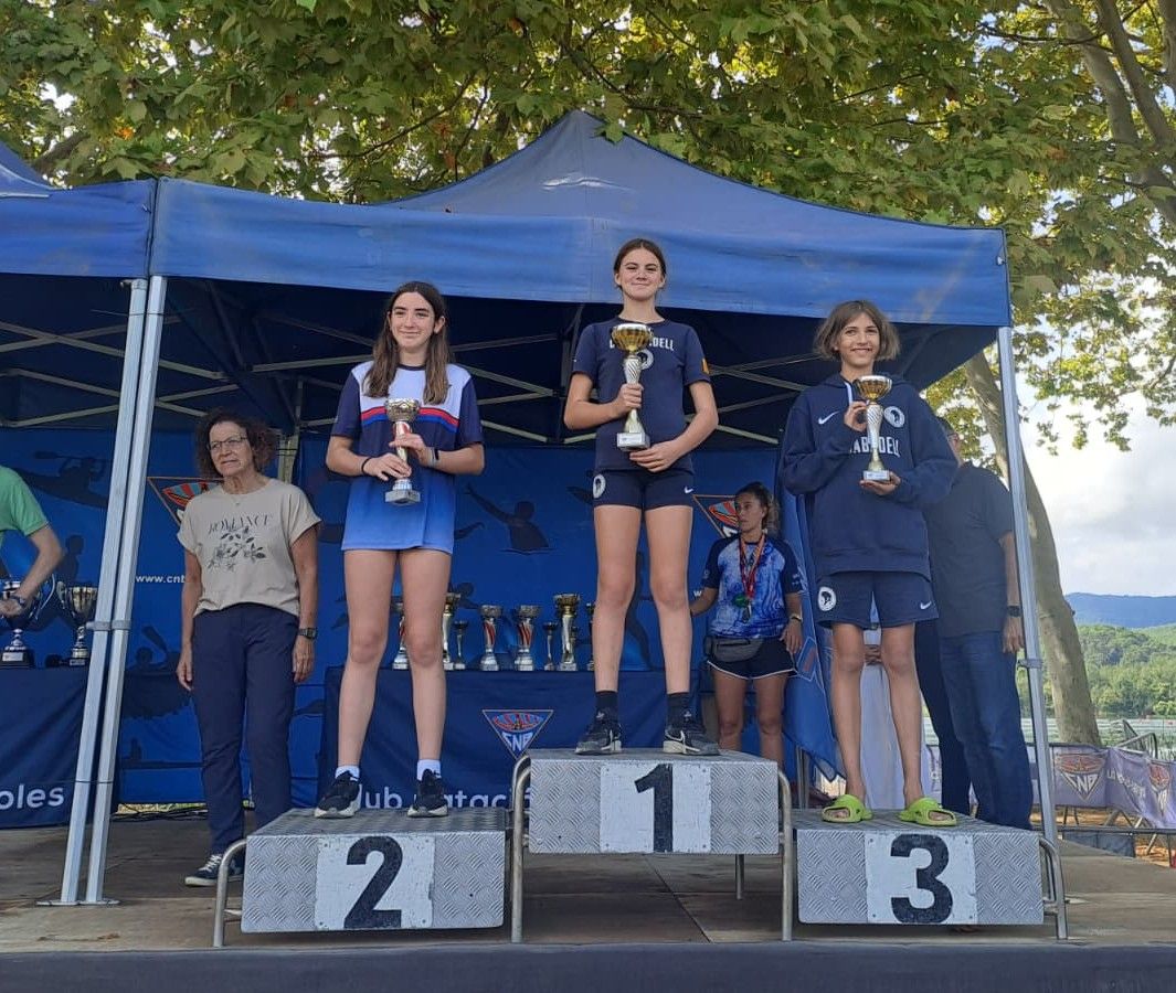 La nedadora rubinenca Erika Calero, tercera classificada en la 81a Travessa de l’Estany de Banyoles. FOTO: Cedida