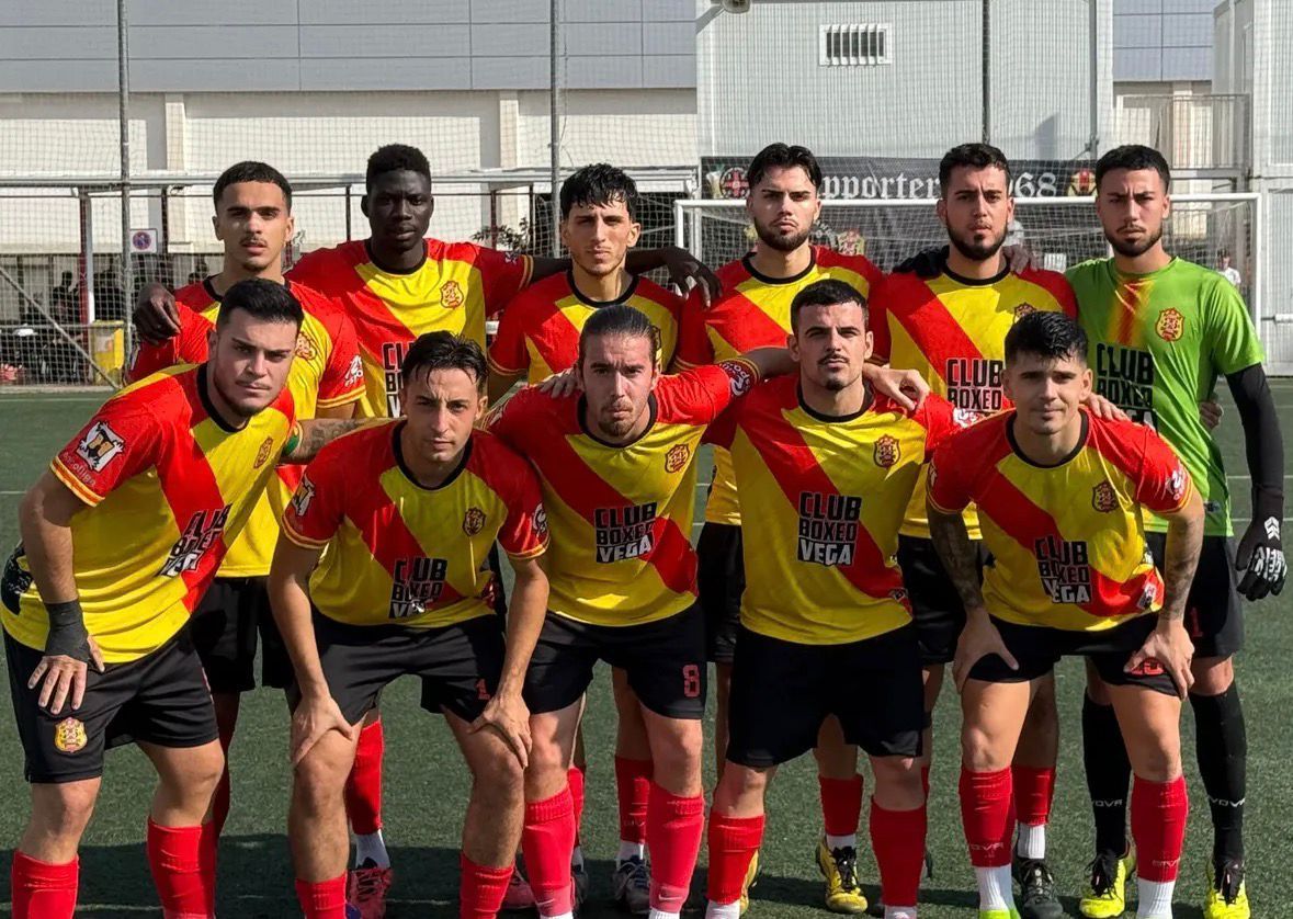 El Veinti continua sense conèixer la victòria davant la Rapitenca i cau derrotat al Municipal. FOTO: Cedida