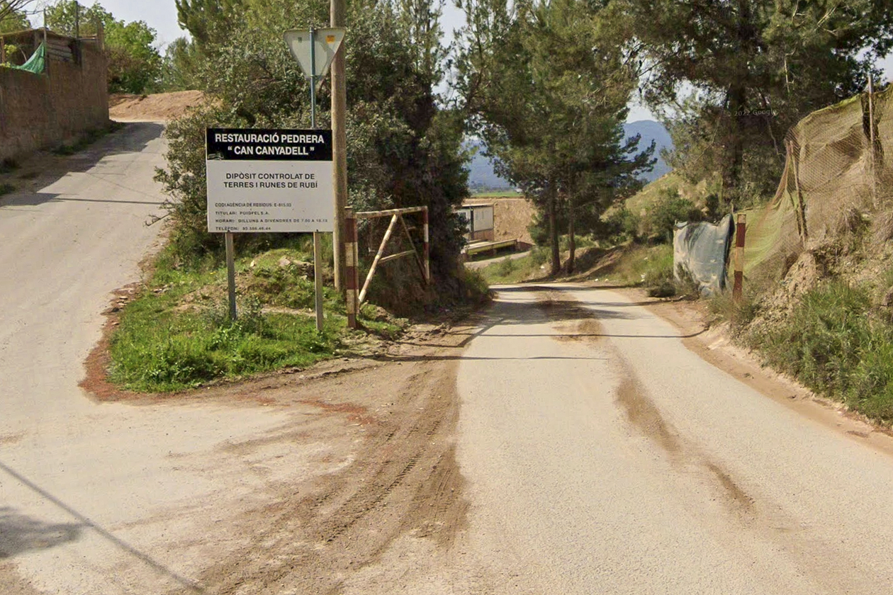 L’Ajuntament de Rubí acorda amb Puigfel la clausura i restauració de l’abocador de Can Canyadell. FOTO: Google Maps