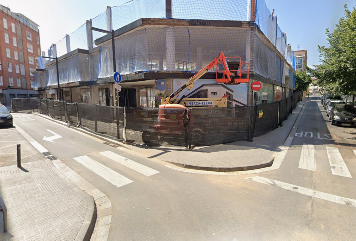 Imatge d'arxiu de les obres al carrer Magallanes amb Torrent de l'Alba FOTO: GSV Imatge d'arxiu de les obres al carrer Magallanes amb Torrent de l'Alba FOTO: GSV