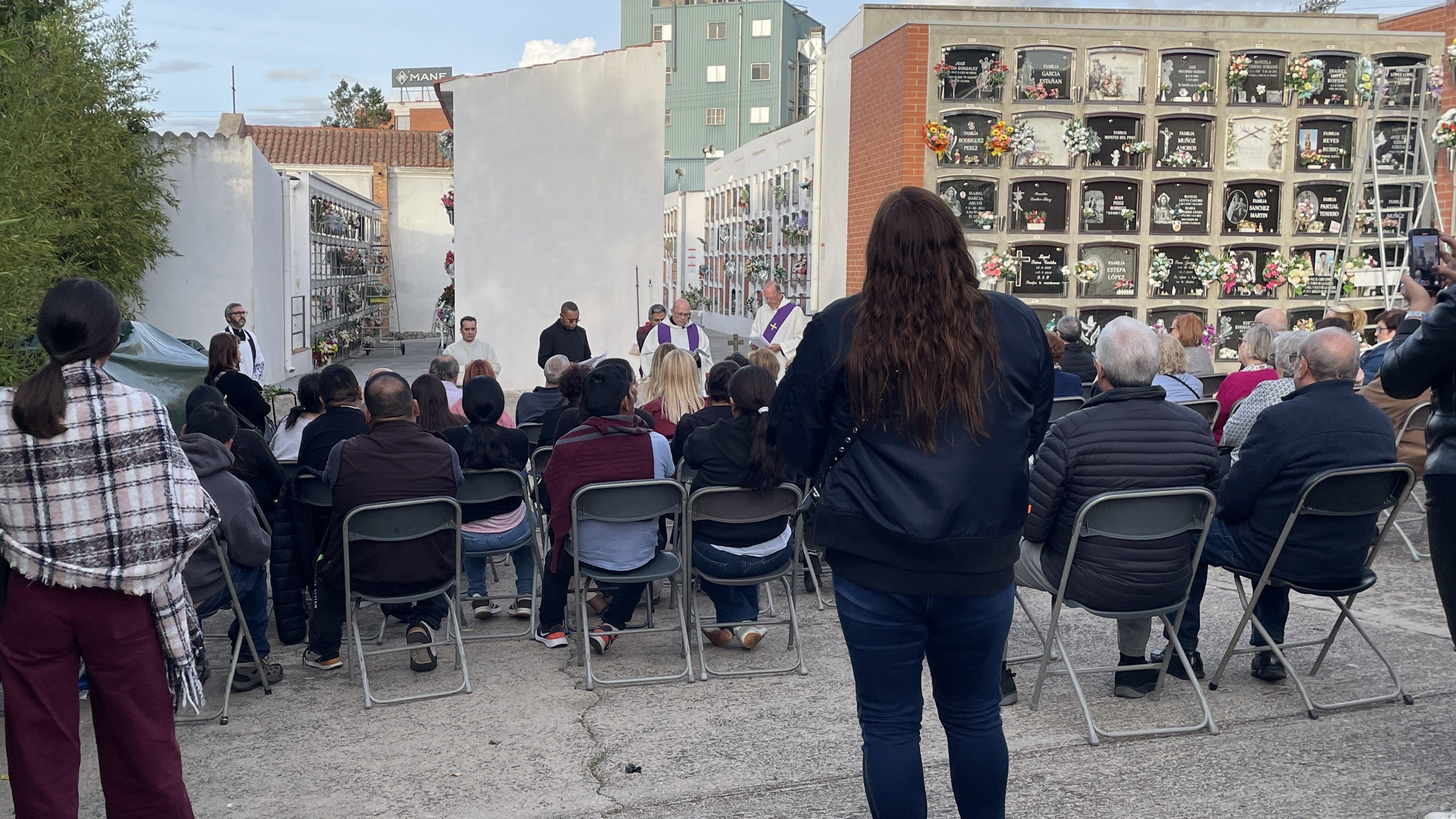 Pregària de Difunts i Benedicció de Sepultures