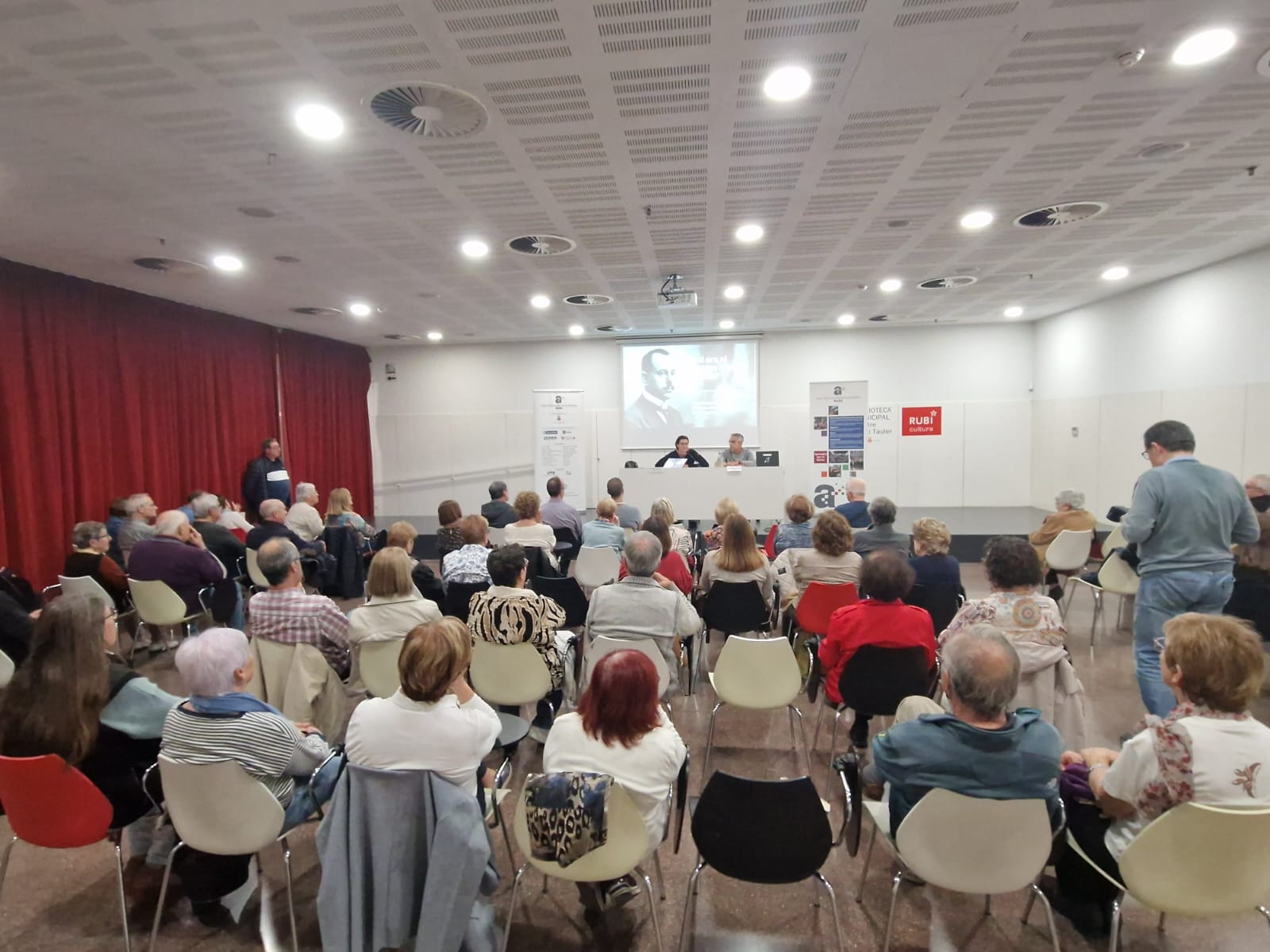 L'acte a la Biblioteca Municipal. FOTO: Cedida