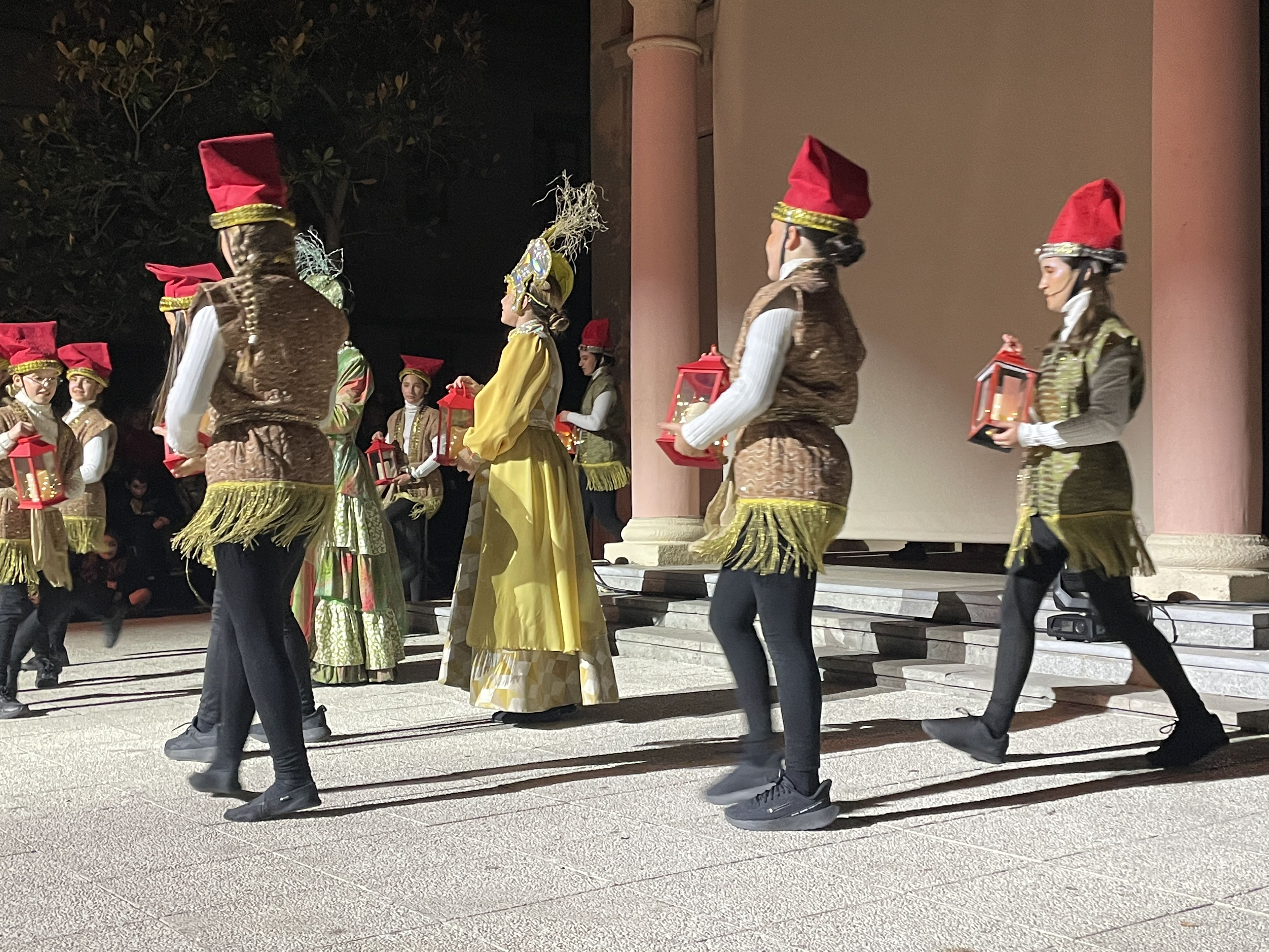 Encesa de l'enllumenat de Nadal 2025. FOTO: Estela Luengo